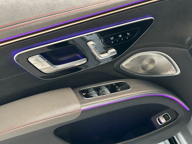 MERCEDES-BENZ EQS 2022 SILVER Gebrauchtwagen - Galeriebild 9