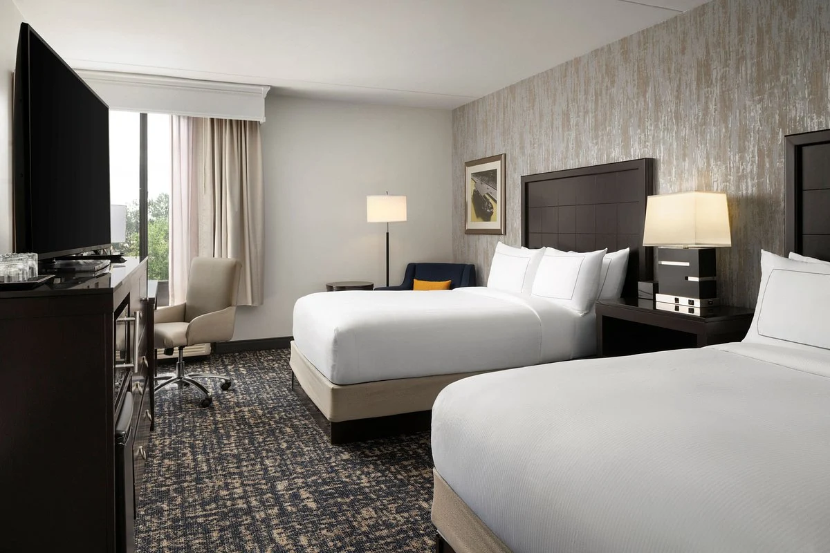Photo of beds from the doubletree hotel in midlothian