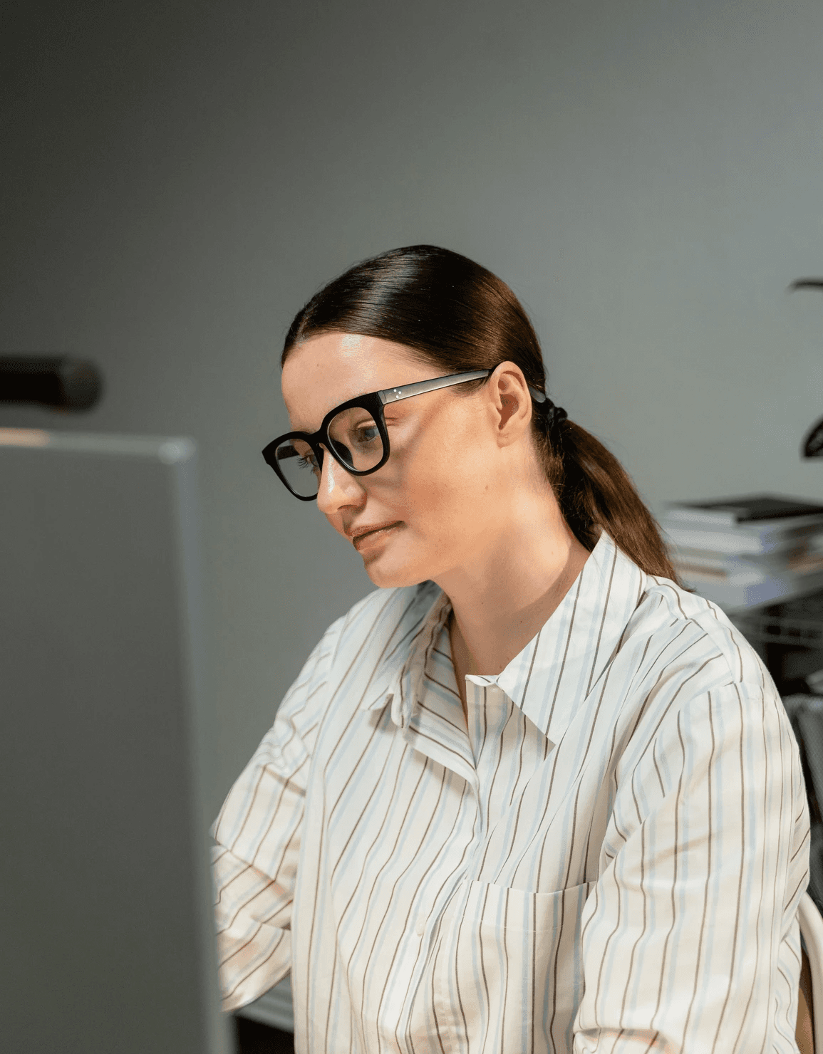 Woman wearing glasses