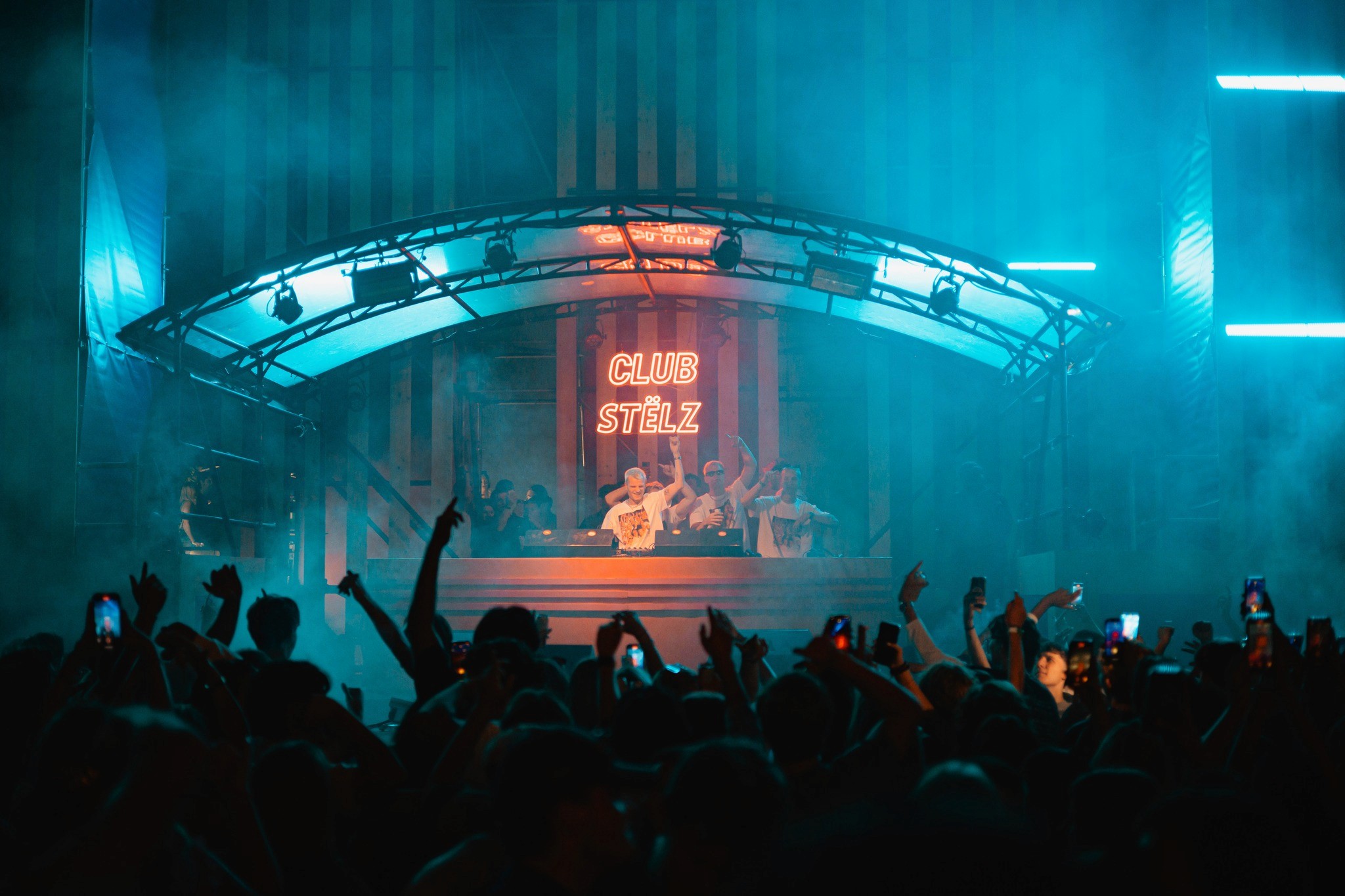 festival event photo of dj booth