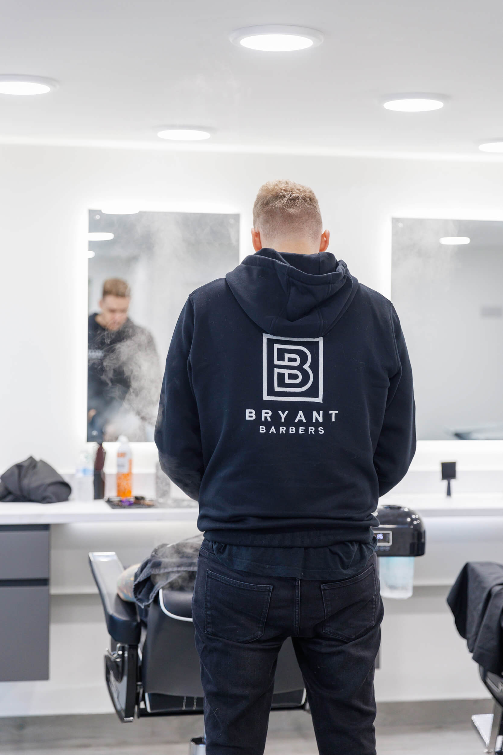 Chris Bryant cutting hair