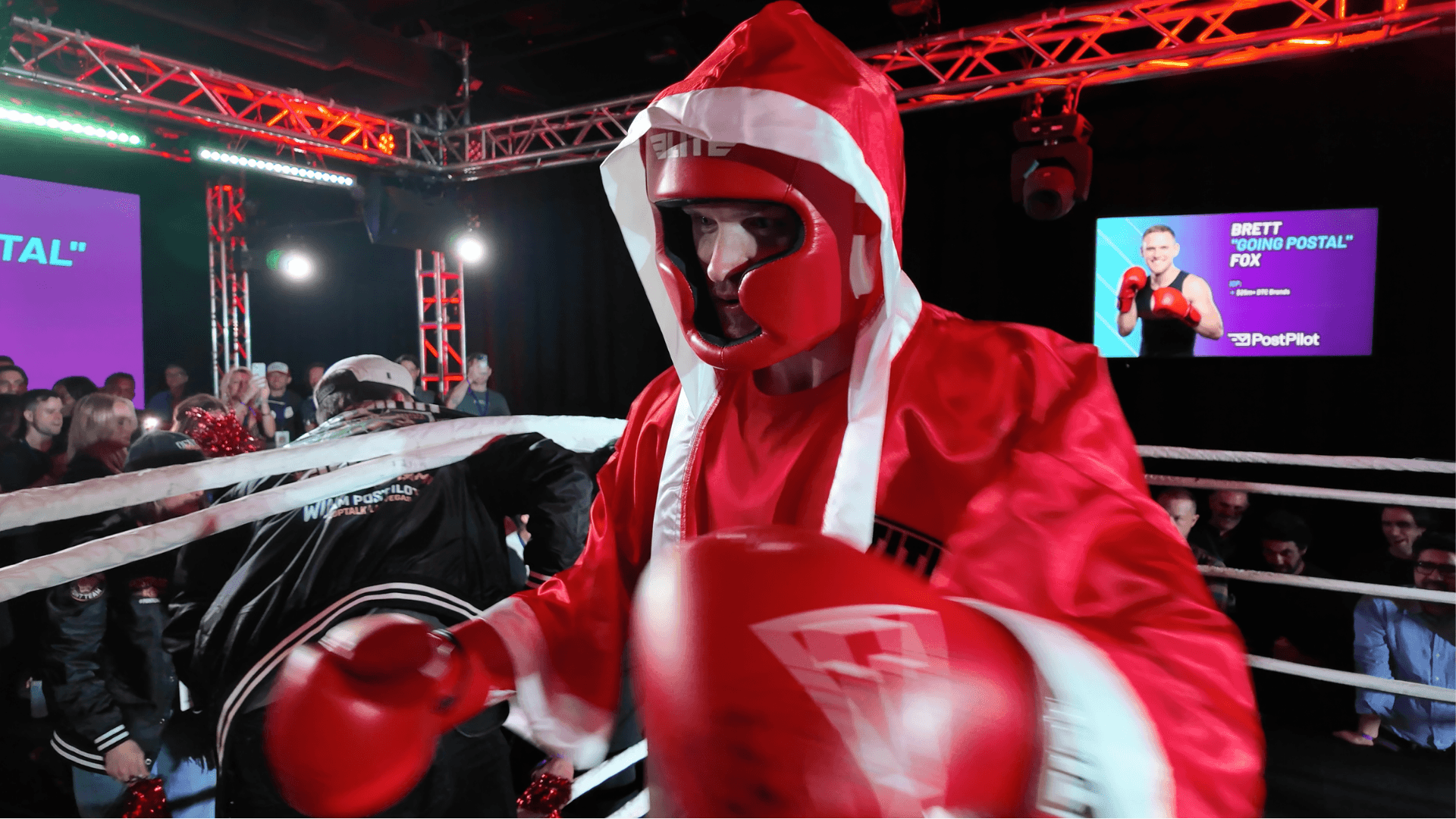 Fighter at the E-Commerce Fight for Charity