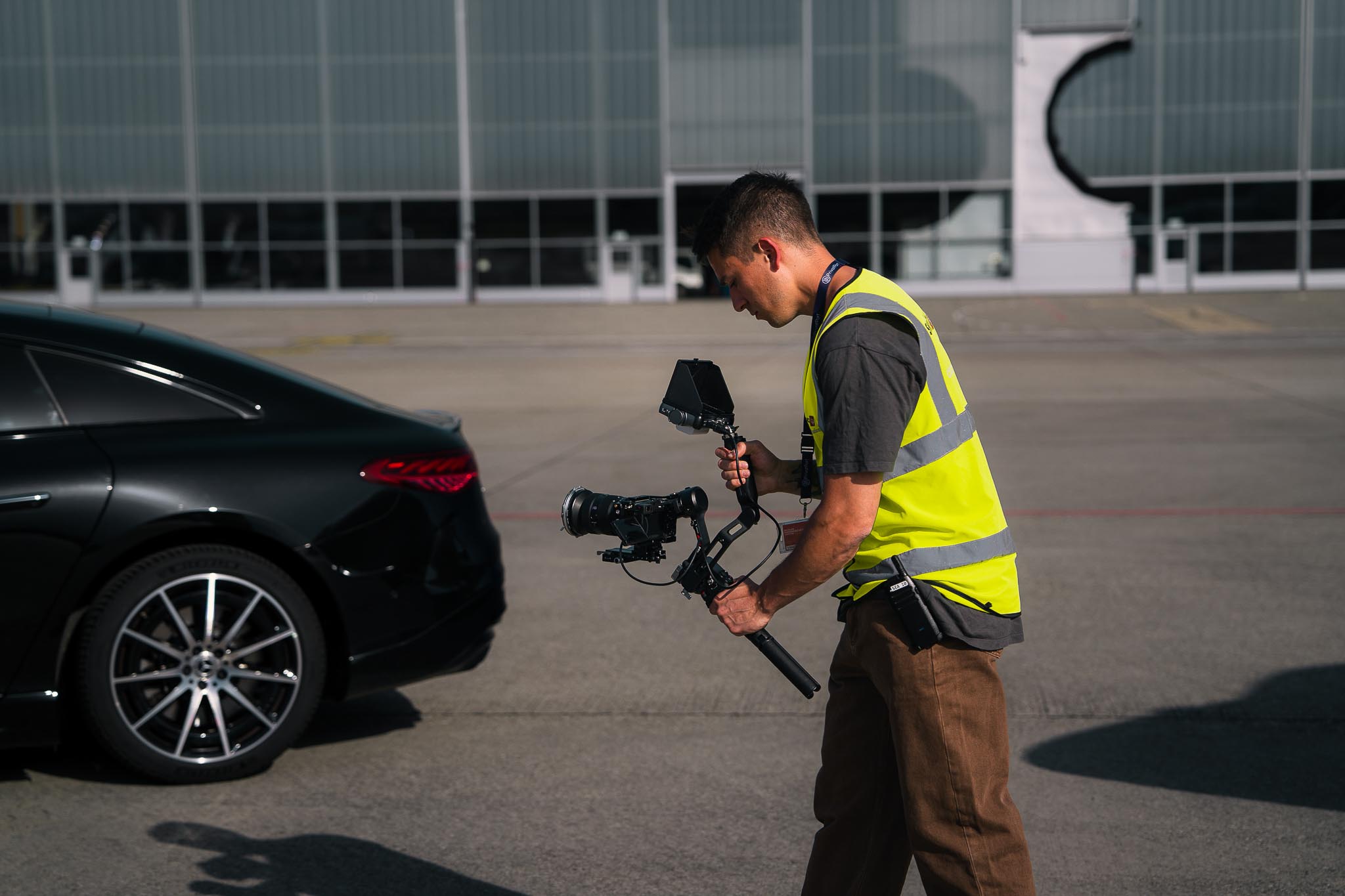 nico shooting on tarmac gva