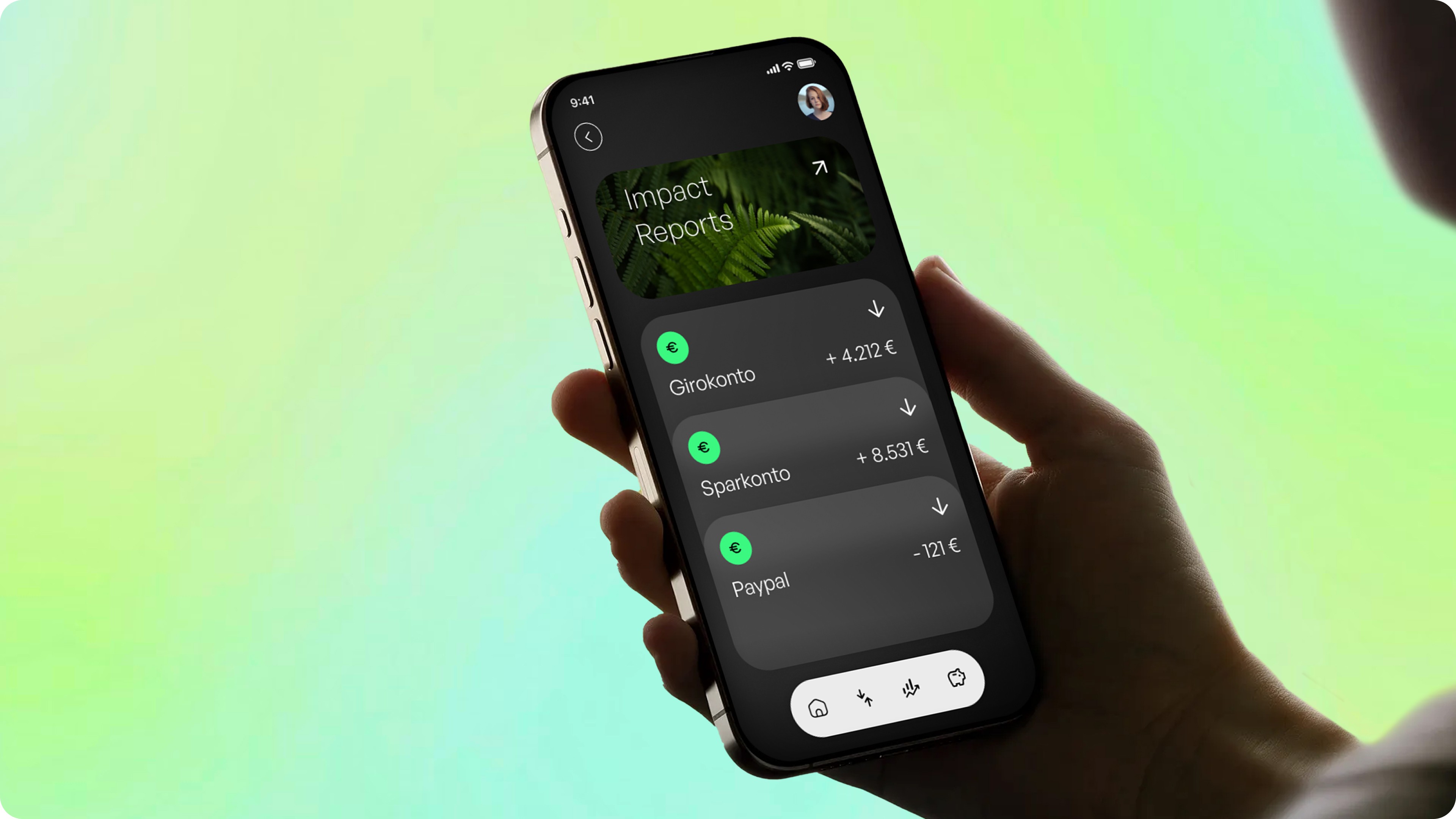 Smartphone Mockup zeigt das Product Design und Interface der nachhaltigen Neobanking App Bankroot.