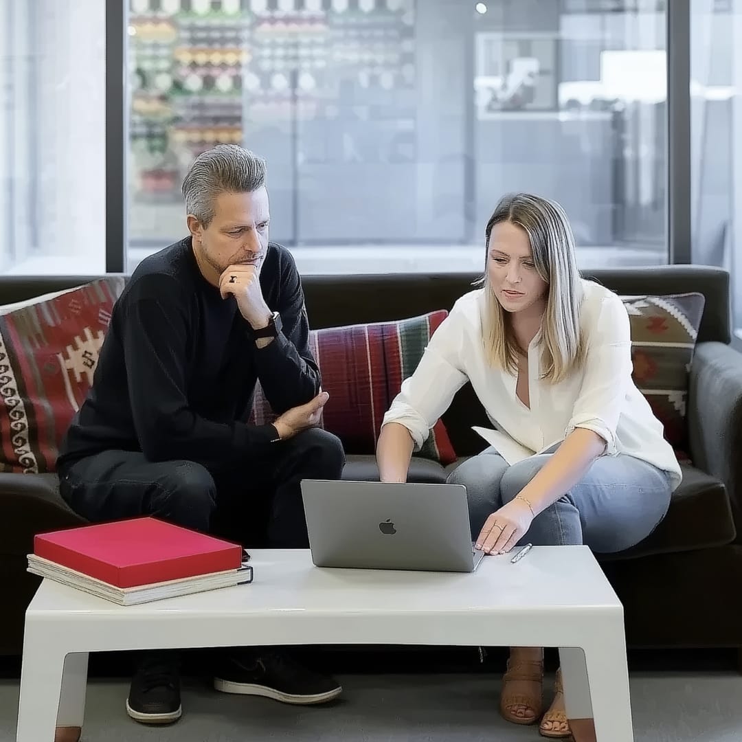 Two people meeting for a mentoring session