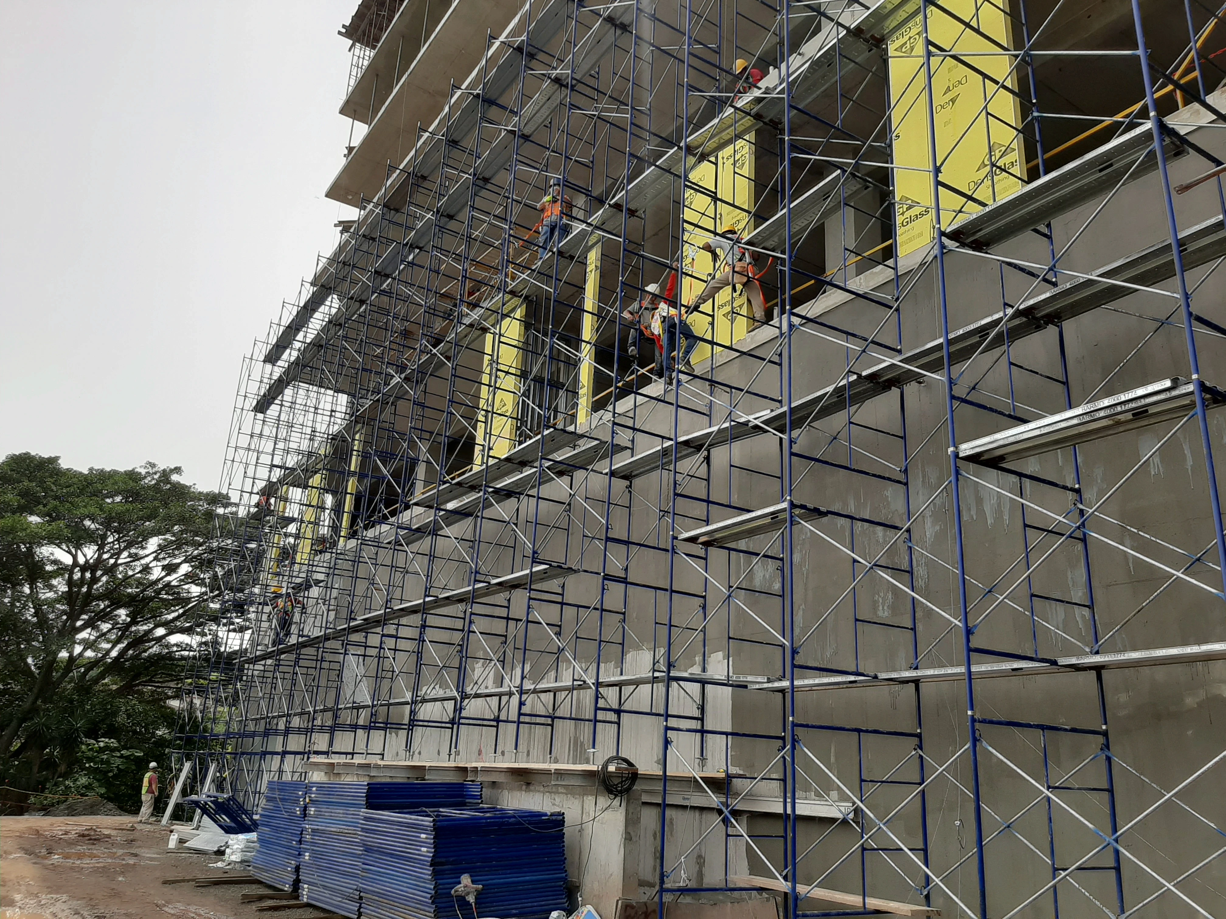 Andamios certificados para construcción en Costa Rica