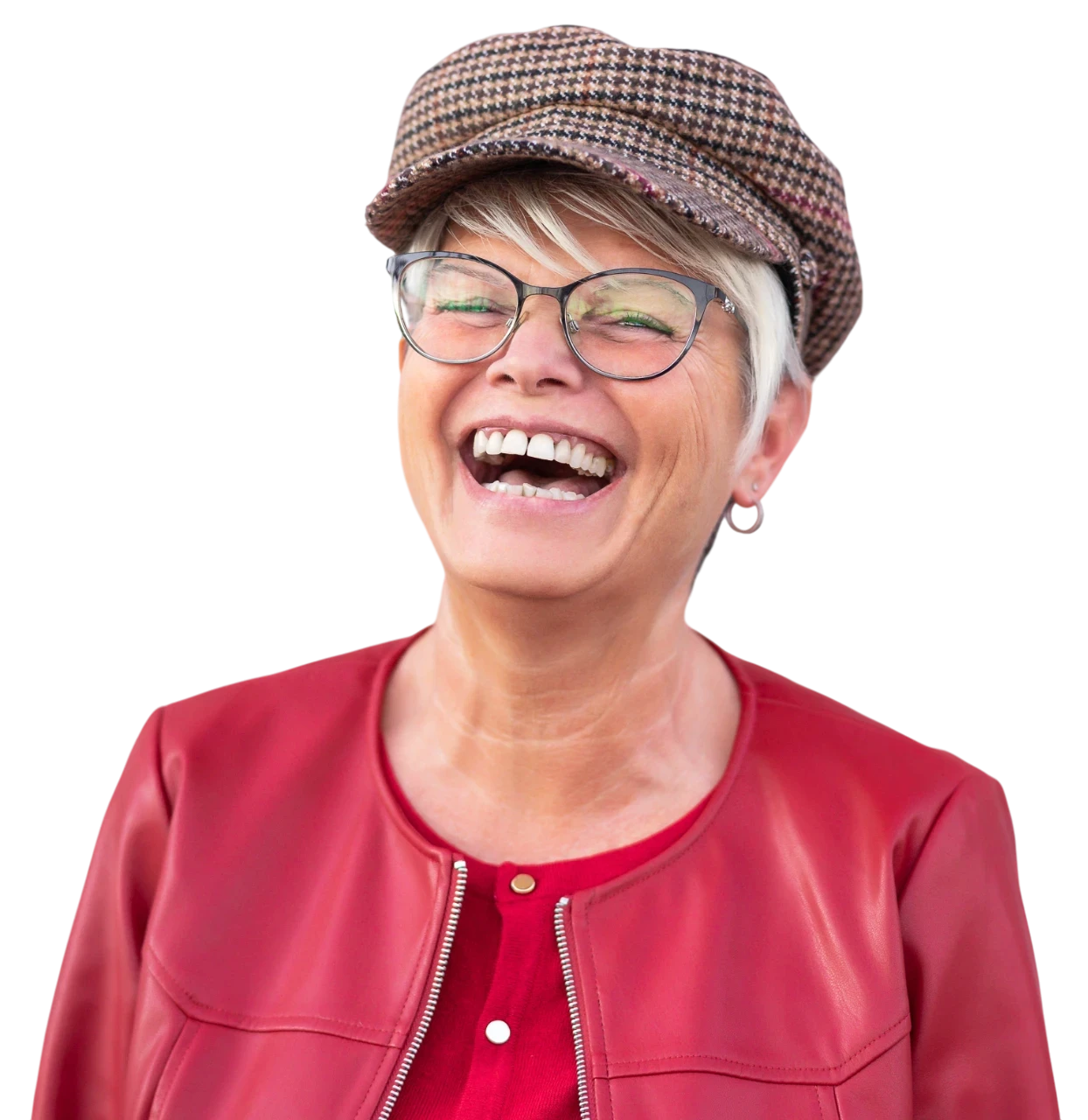 Glad kvinna som fått hjälp av en bra medarbetarundersökning