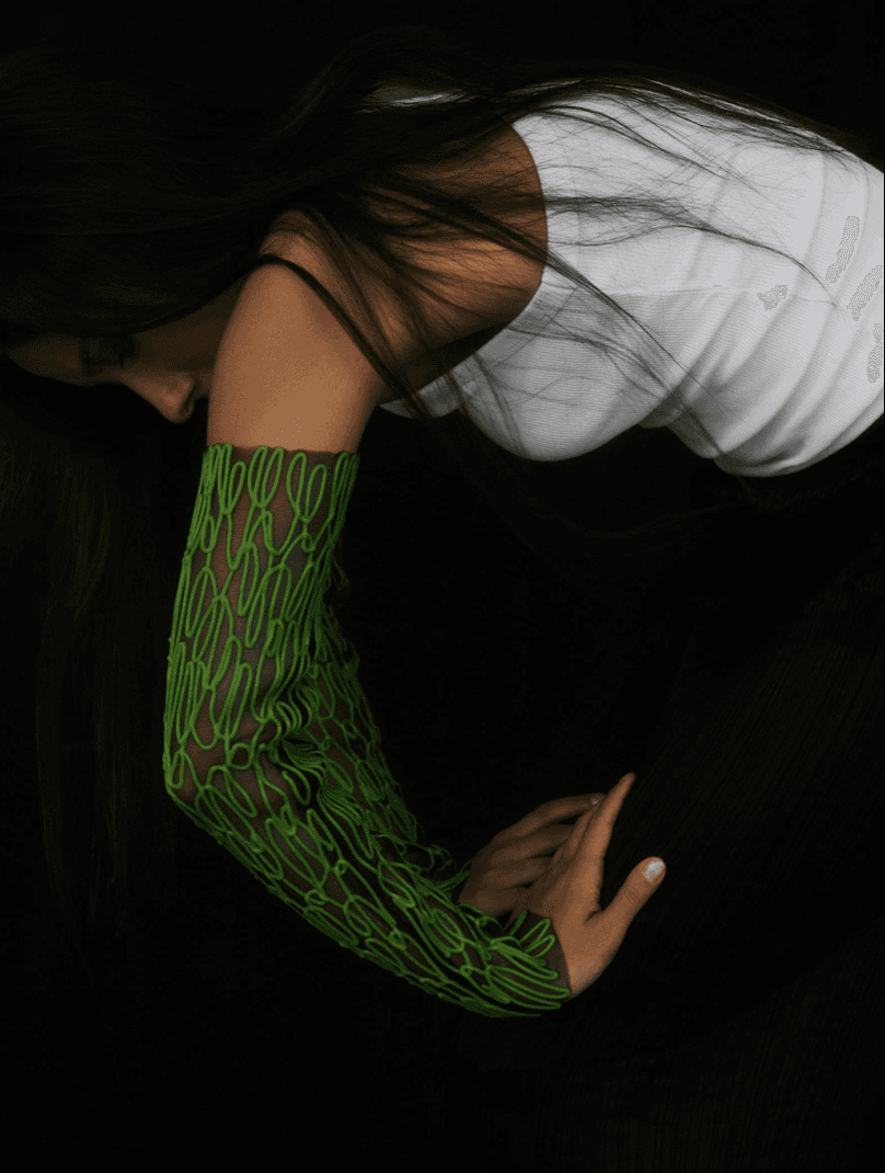 Coach explaining stuff to an athlete