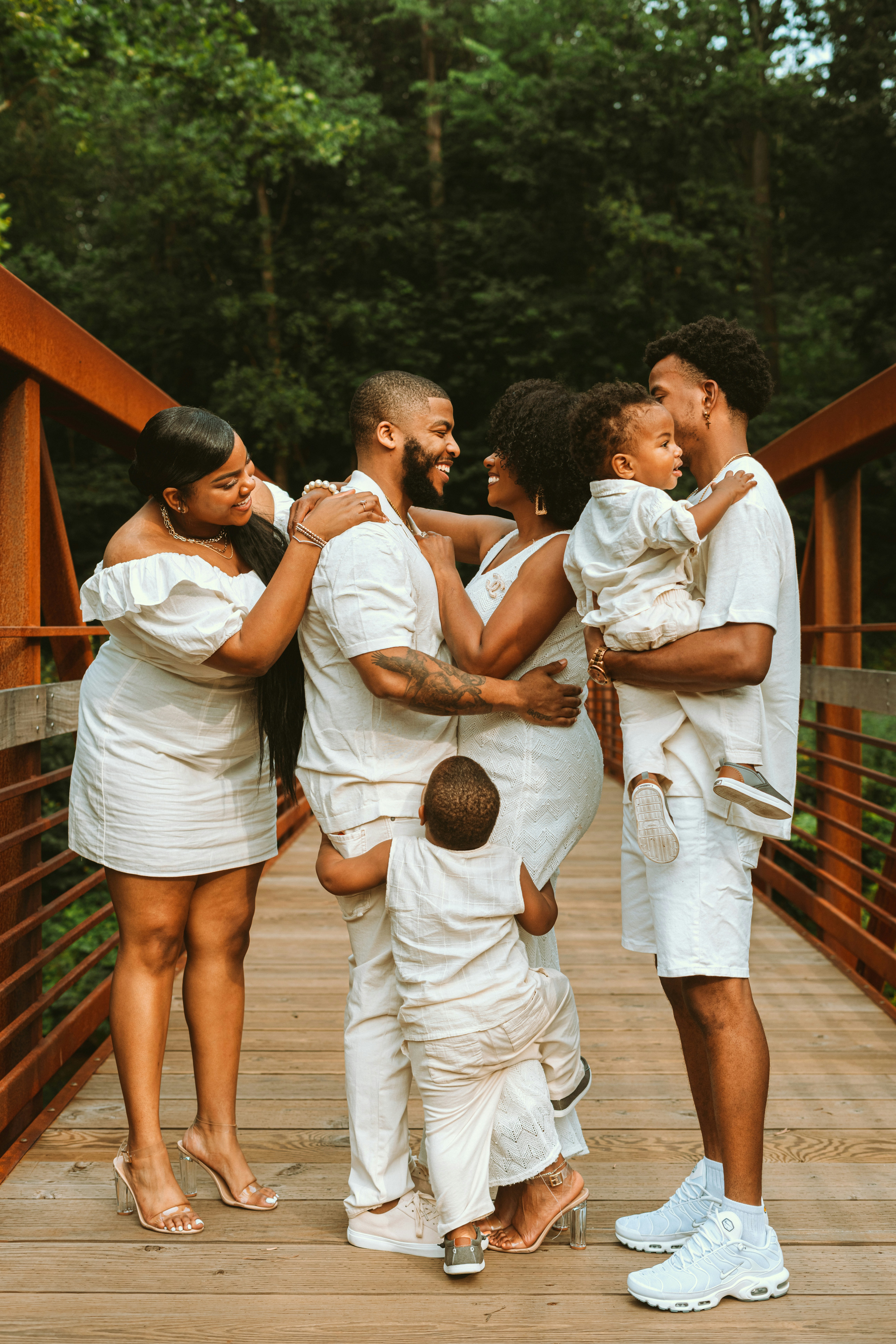 Family posing together for a group portrait.