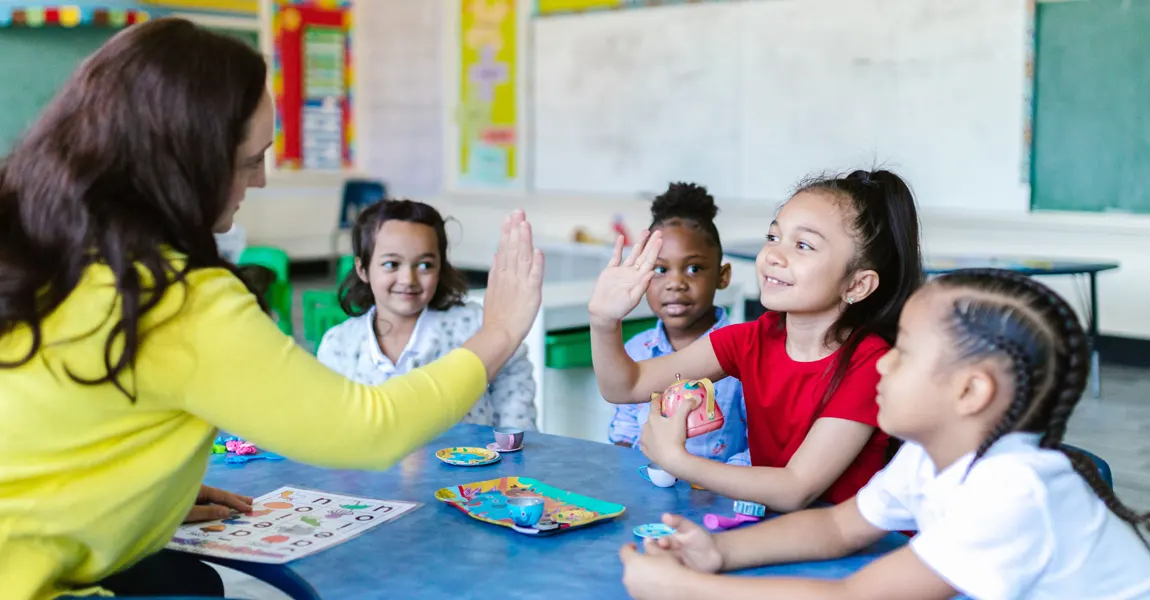 What Is a Micro School? Micro School vs Traditional School