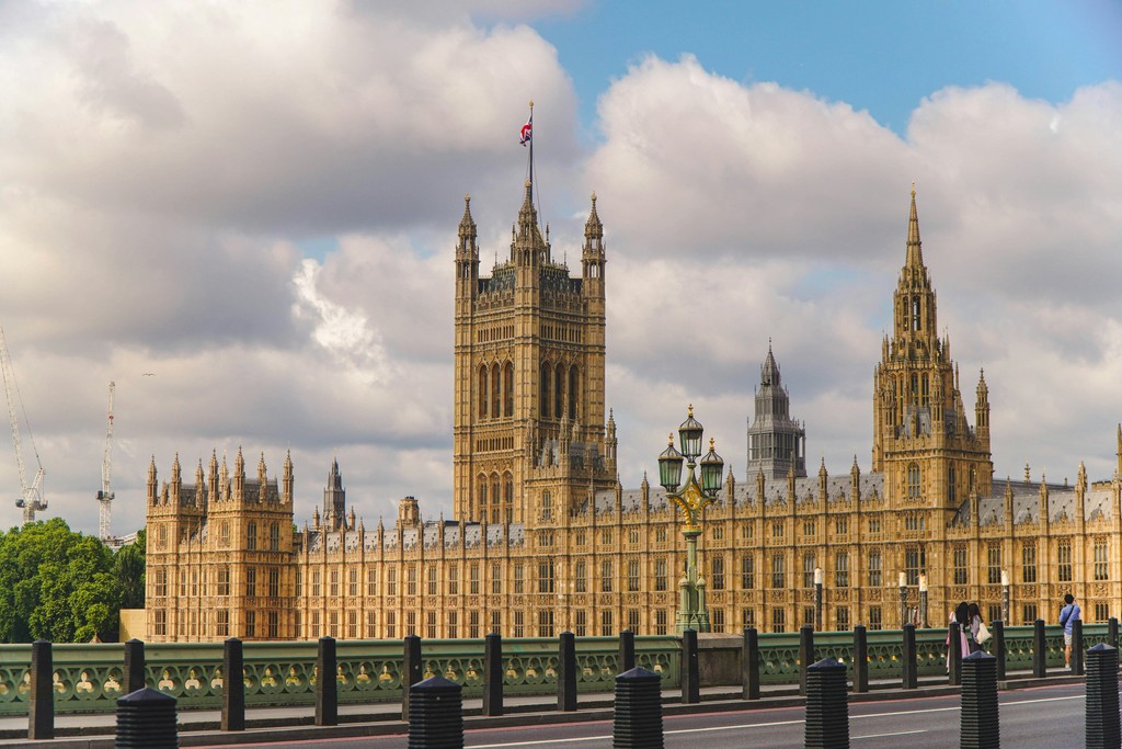 UK is experiencing a changing stablecoin landscape (Martine Mussies / Unsplash)