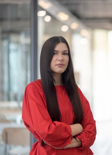 Irati Mendiolagaray Content Marketing Executive Viara Properties