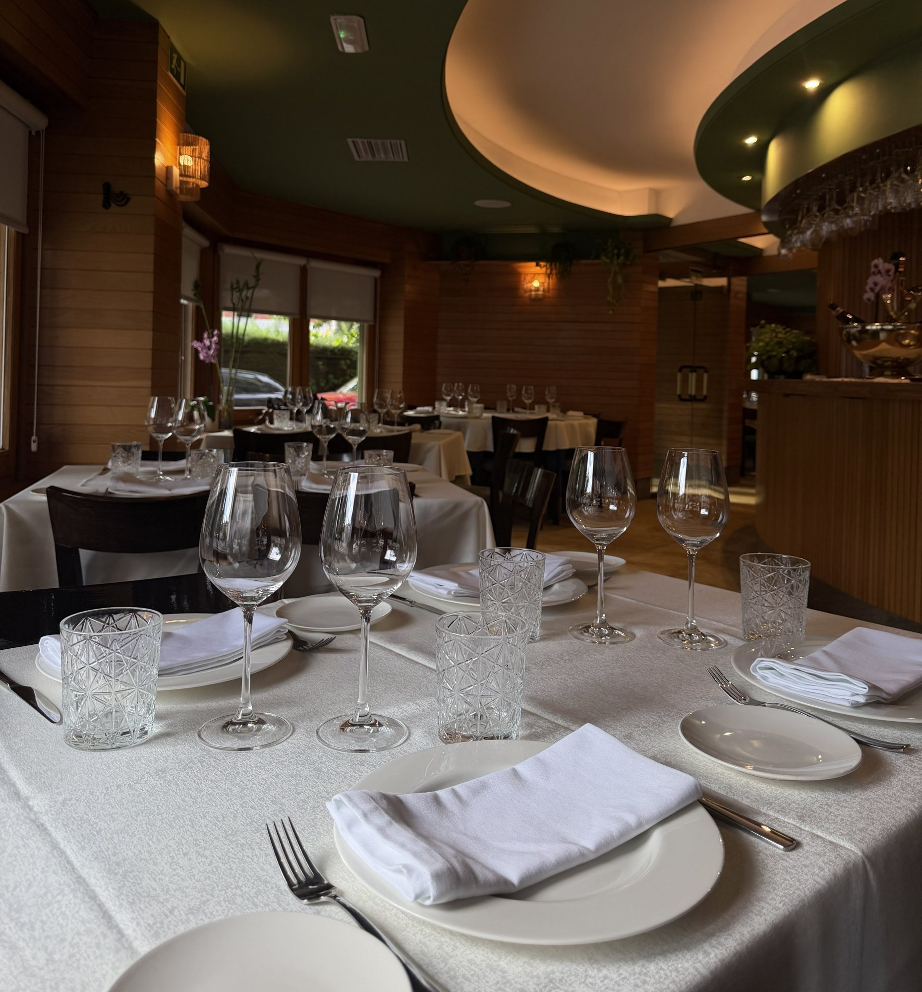 Comedor del restaurante La Savia junto al Auditorio Nacional, Madrid (3)