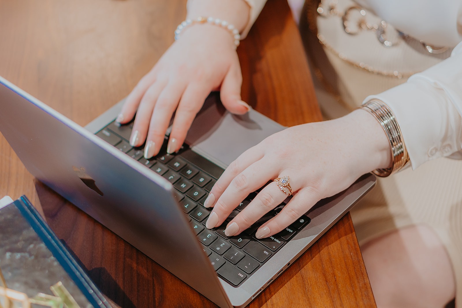 COLLABORATION & BUILD