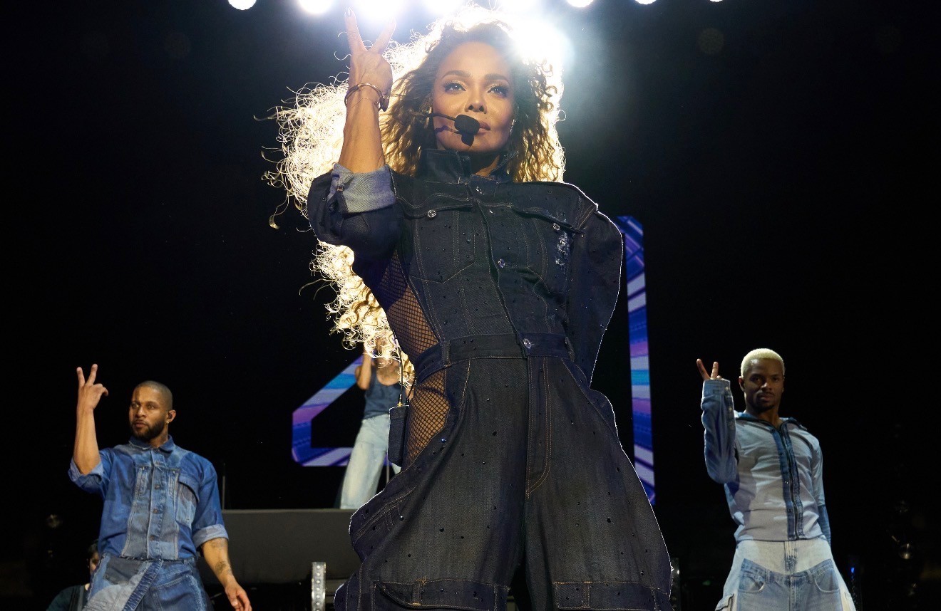 Janet Jackson performing at the Cotton Bowl United Way Centennial Live Broadcast