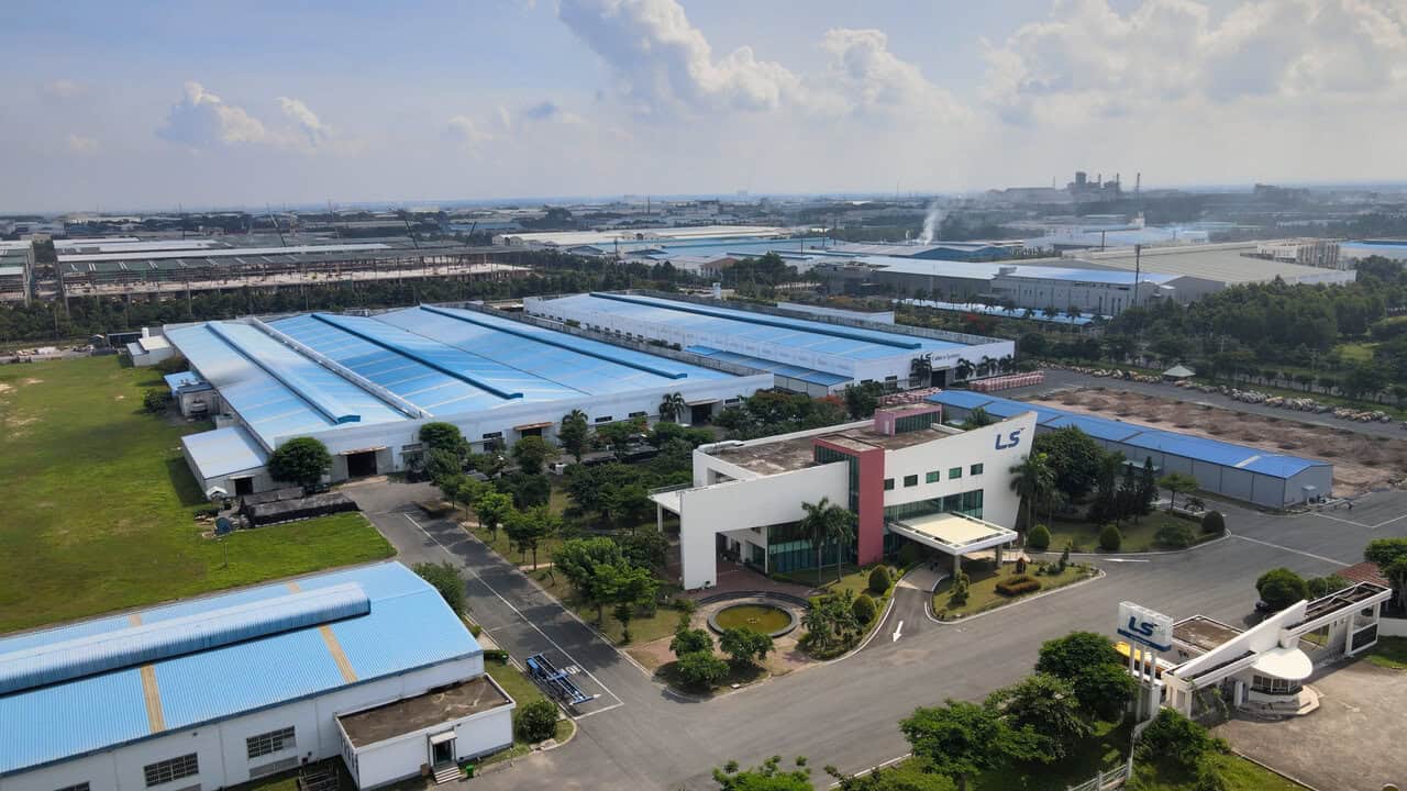Ảnh minh họa cho quan hệ hợp tác kinh tế Việt Nam Hàn Quốc. Trong ảnh là toàn cảnh nhà máy của LS Eco Energy ở Việt Nam.