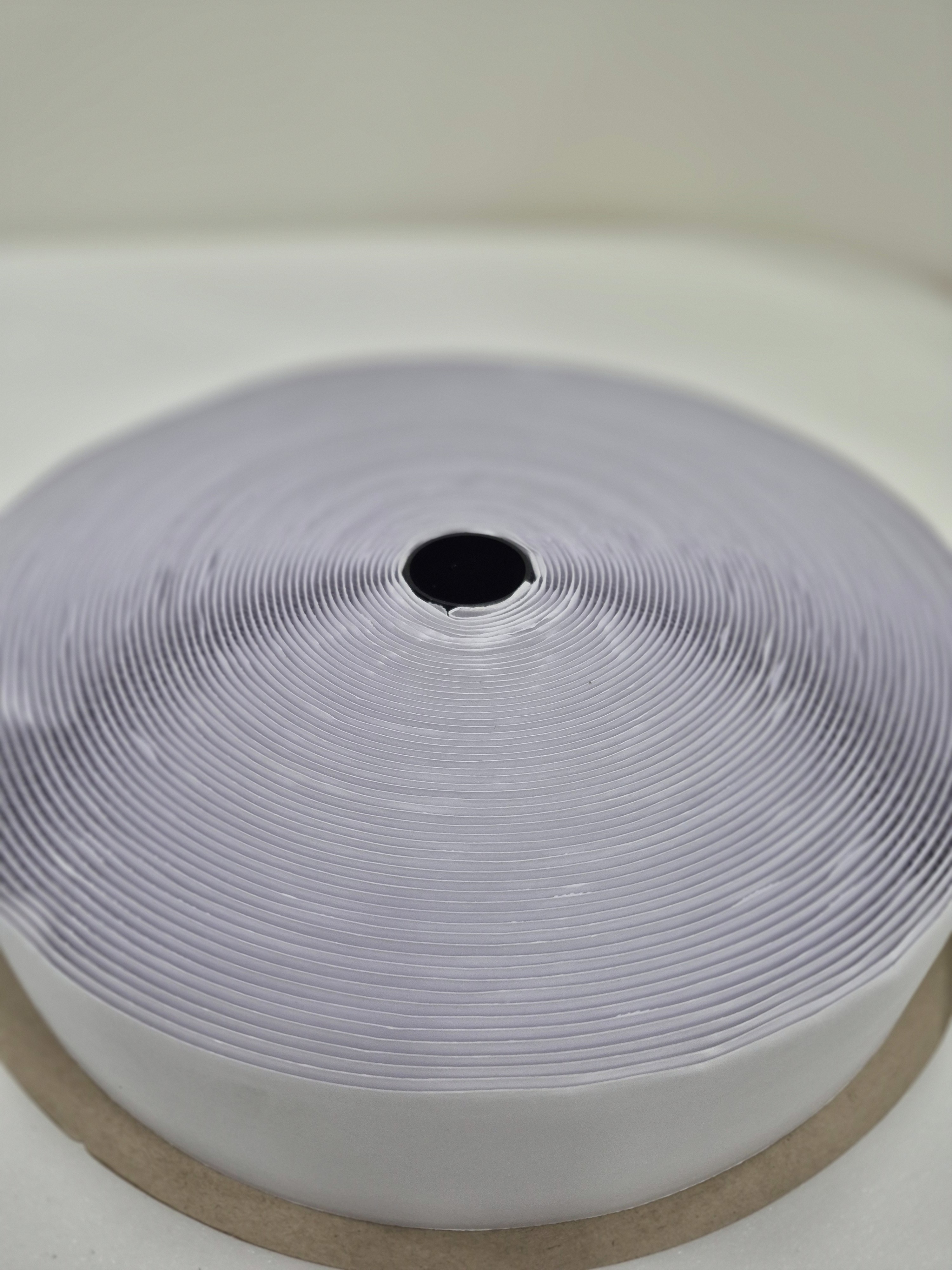 Fecho de Contato Adesivo Adina Branco 5cm