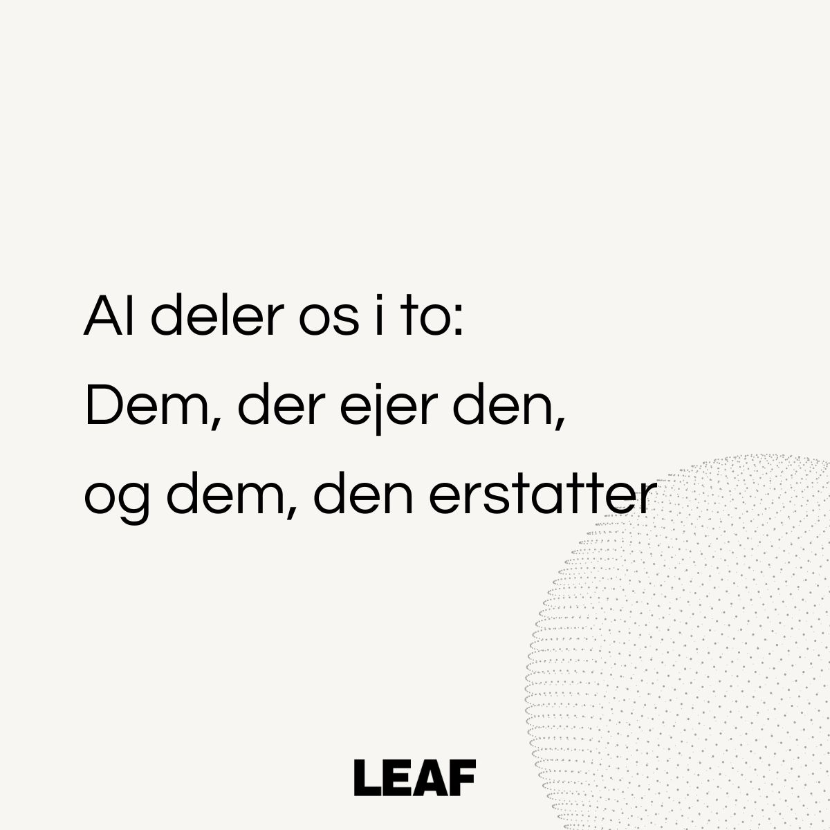 Mennesker i moderne kontorbygning