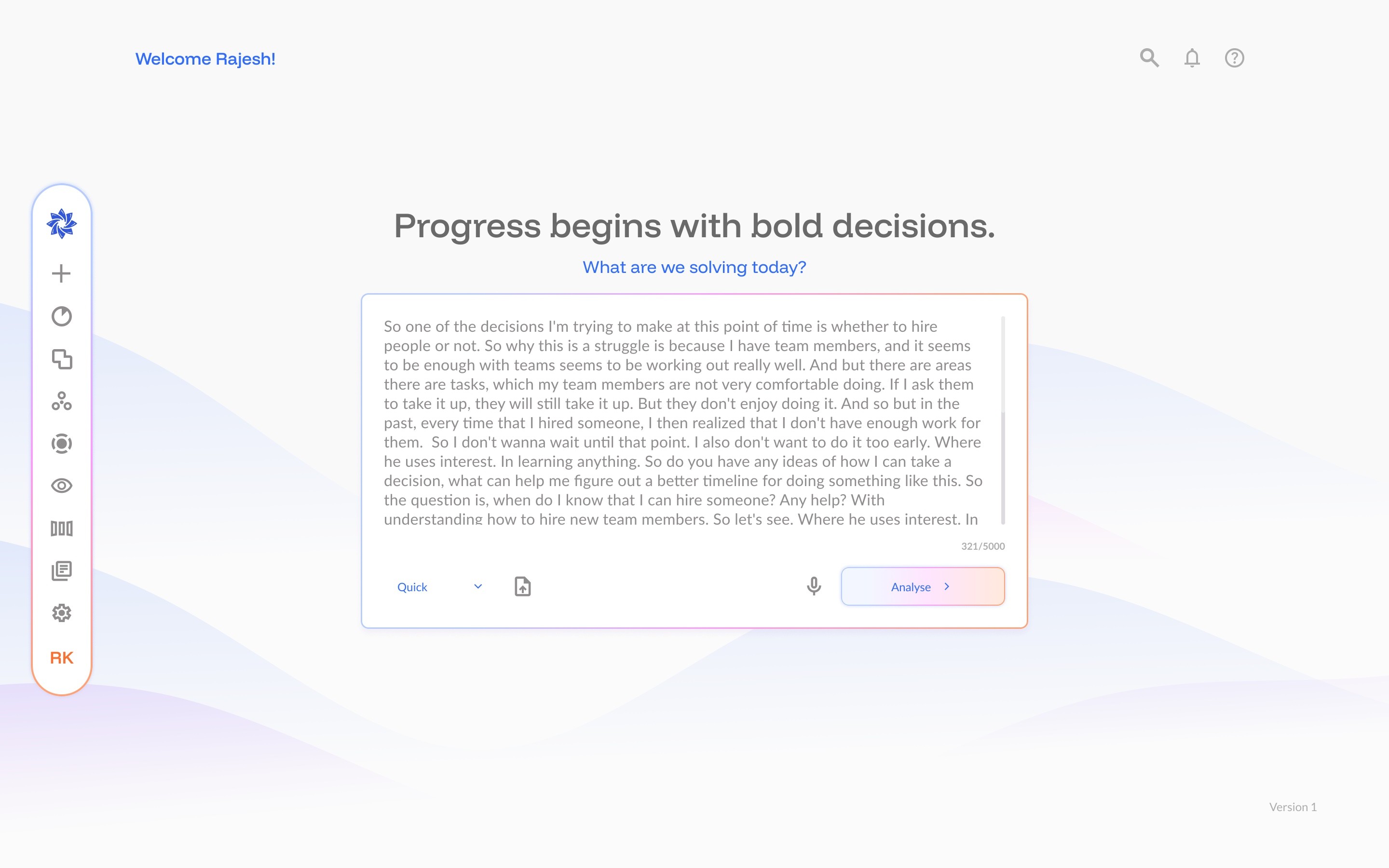 Moltter start screen with a leader's hiring question typed in, ready to analyse