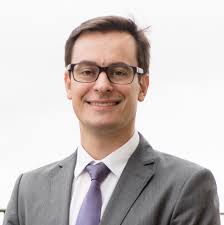 Dr. Marcos Lange