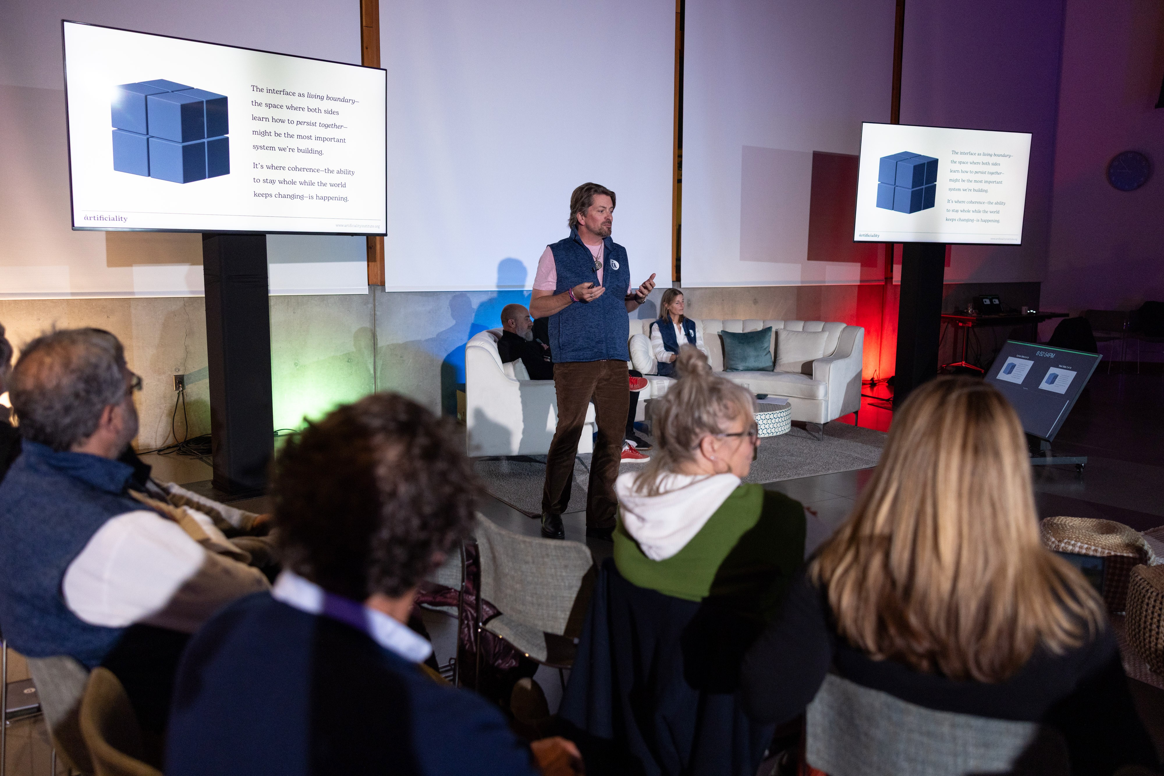 Dave Edwards delivering a keynote at the Artificiality Summit