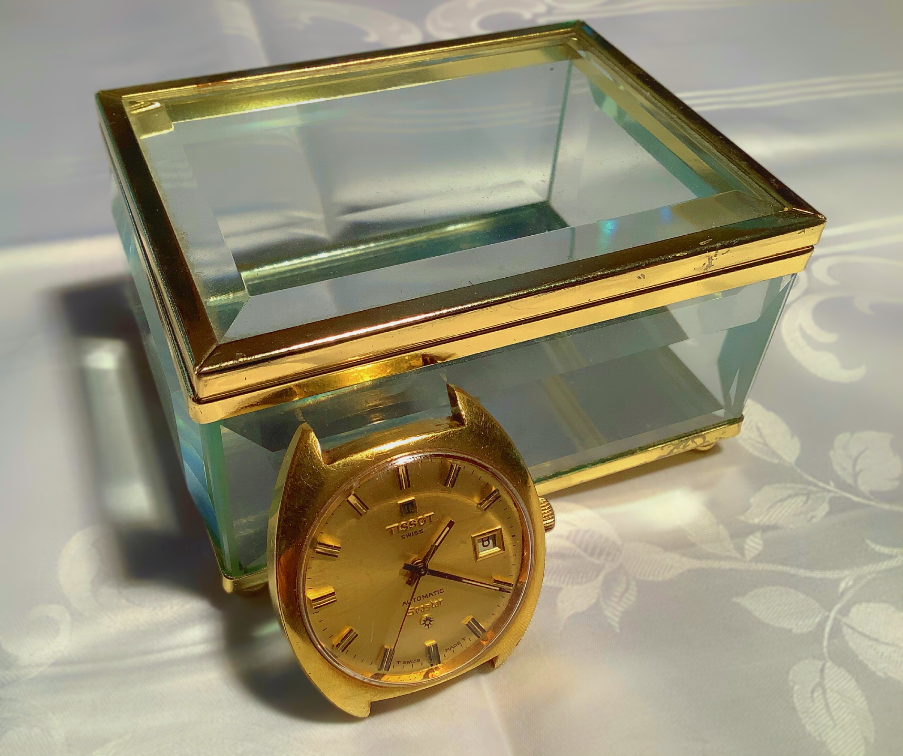 Close-up of a yellow vintage car fender