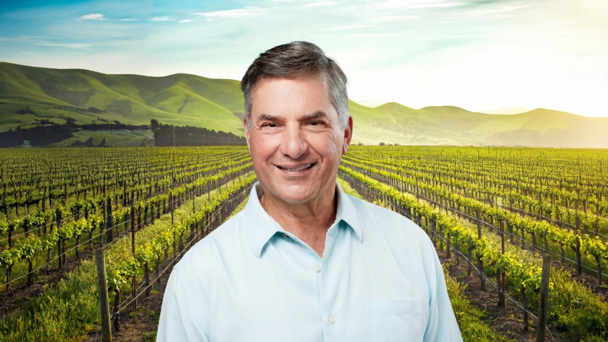 Photo of Dr. Larry Coia, Podcast Guest on the Uncorked: Wine - Business - Life Podcast