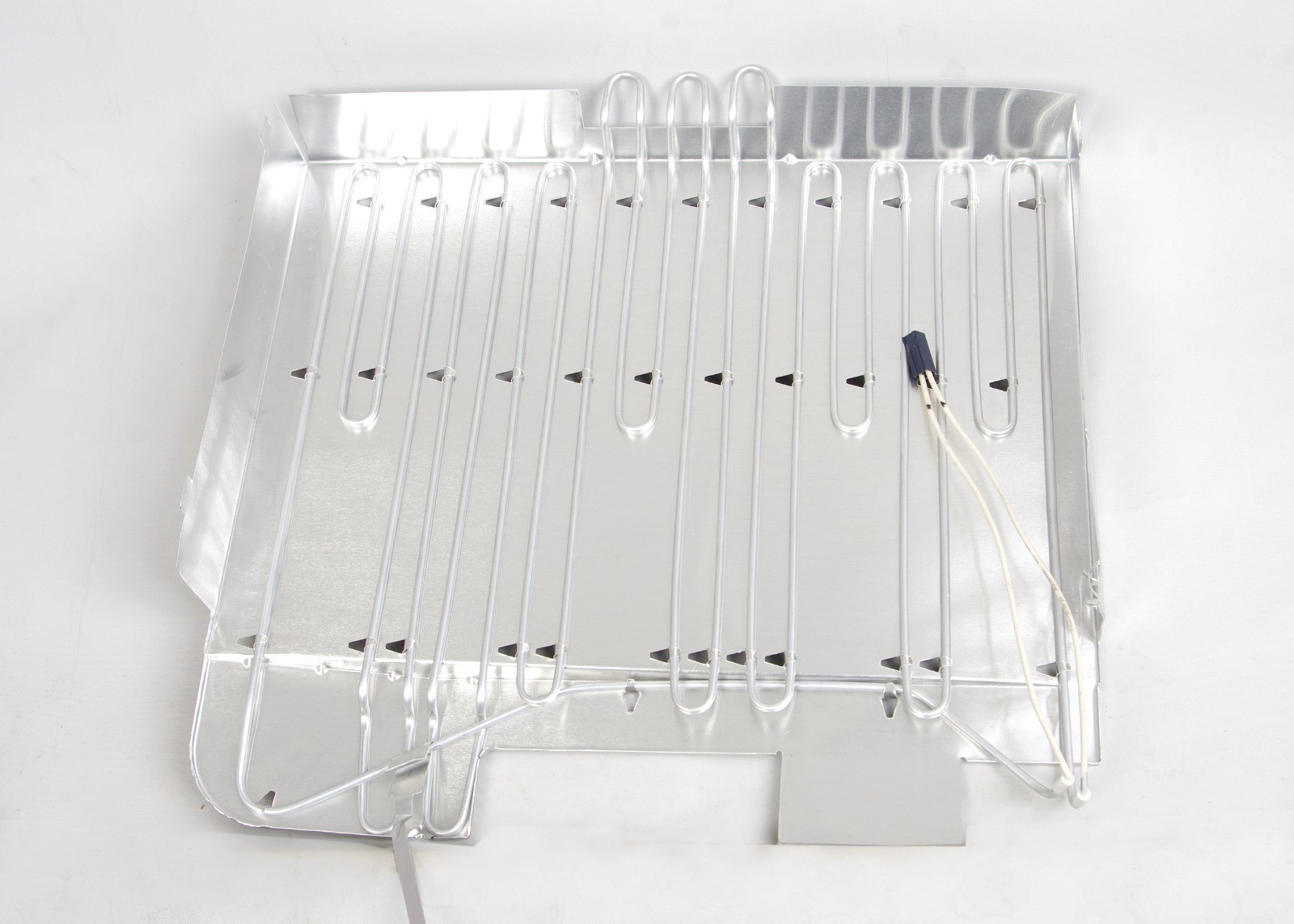 Bosch Buzdolabı Defrost Rezistansı 60’lık & 70’lik – Muadil (Vescool Kalitesiyle)