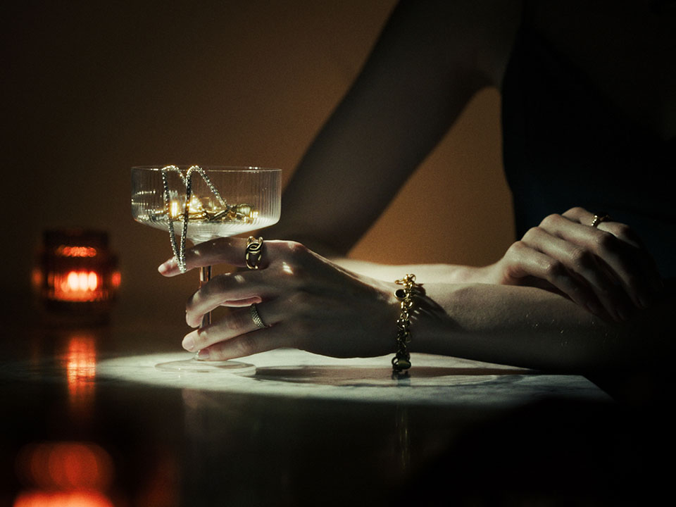 Cover image of the video project “Créatrice de Traditions” for Mia Bijoux