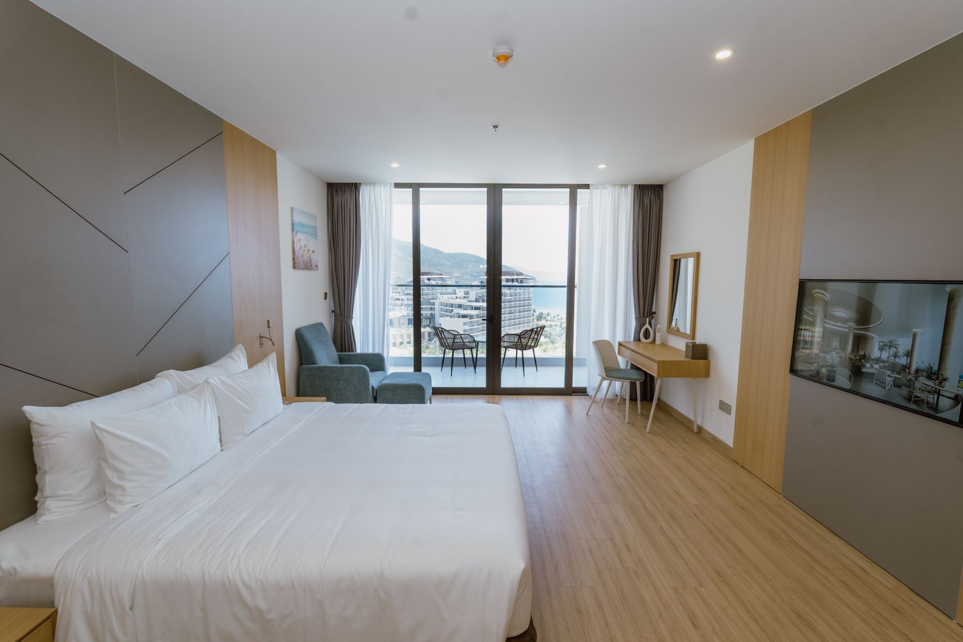 Deluxe Sea View Double