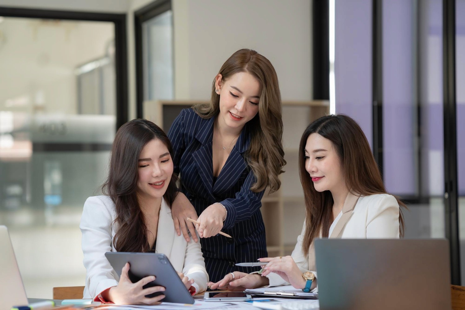 脫毛療程流程|膚況評估 清潔準備 AI 光照 降溫舒緩