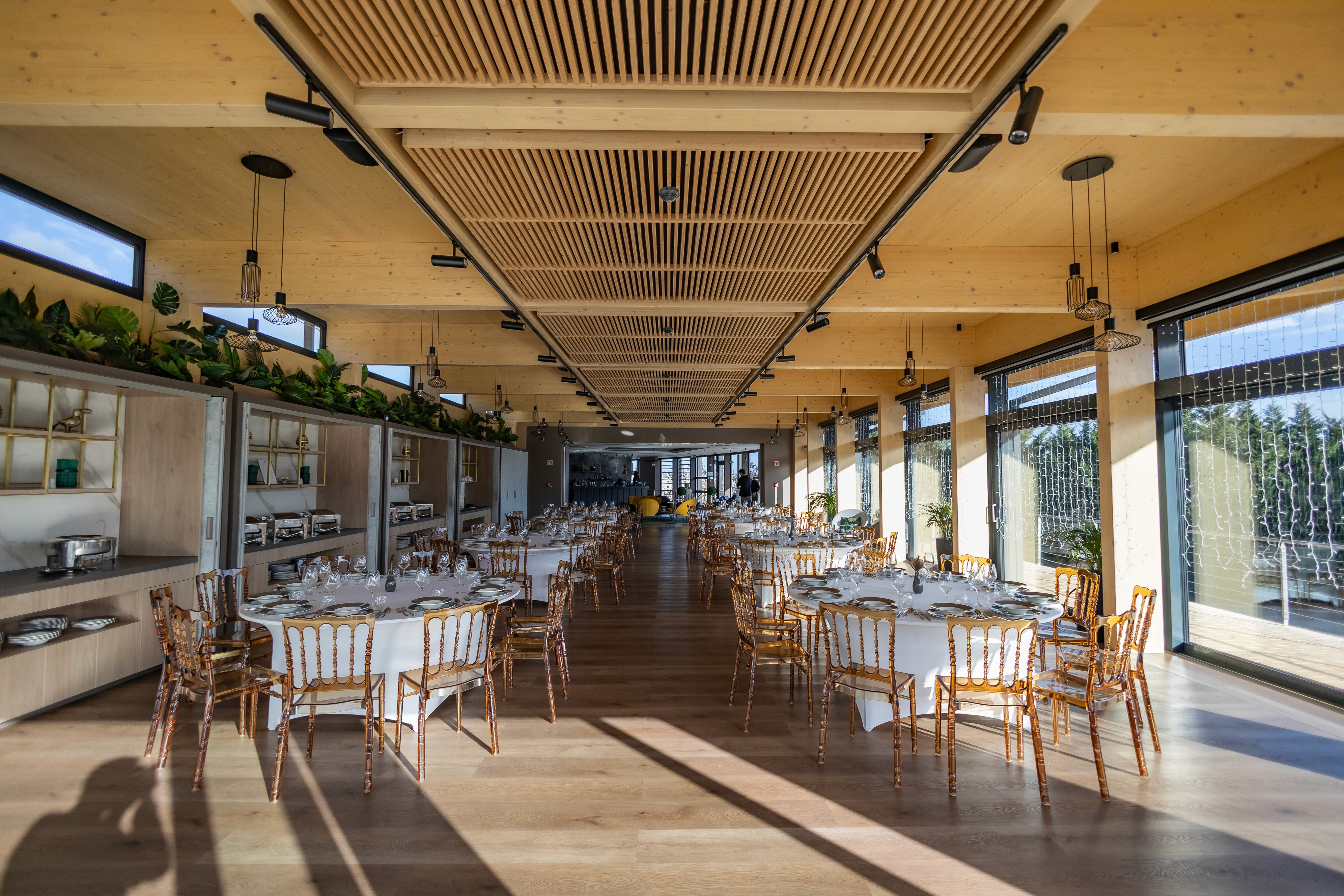 Continental Golf Club_food court_Kroki studio