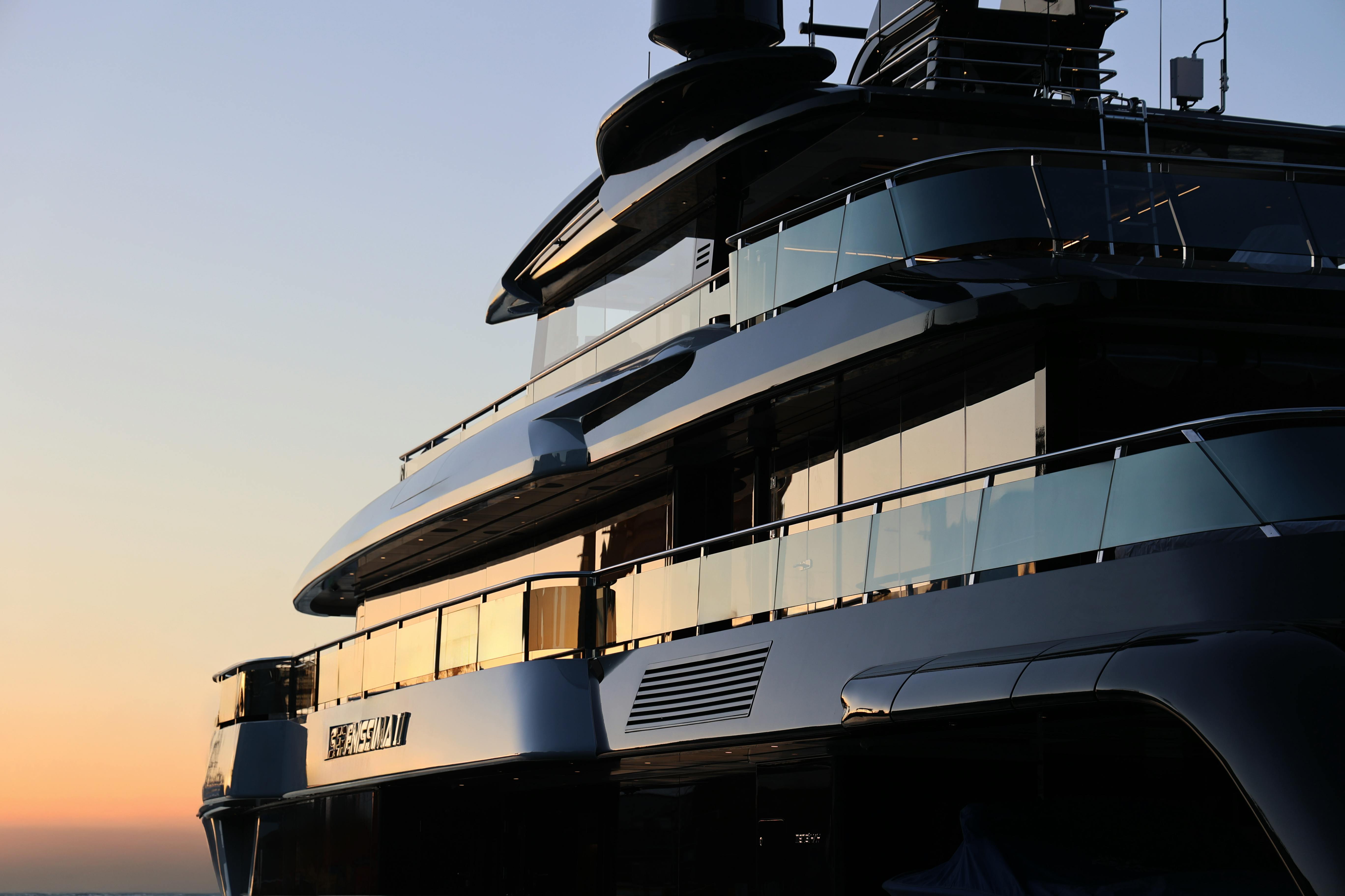Yacht