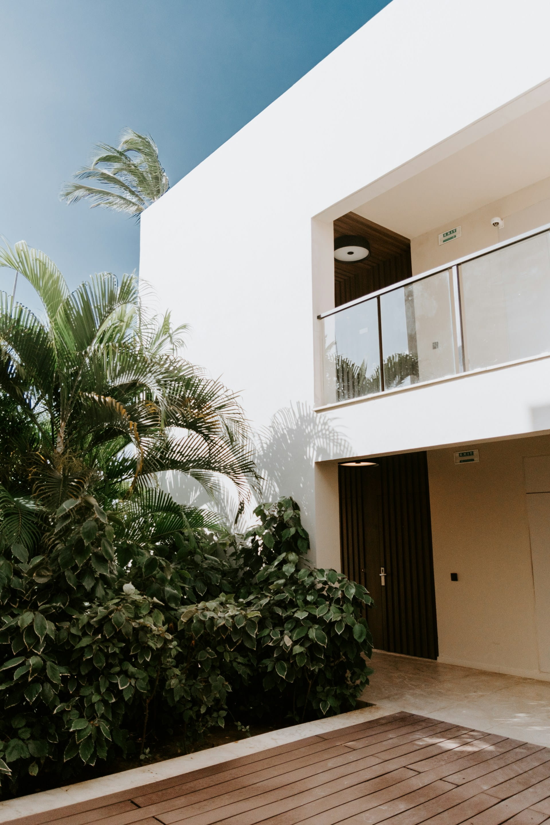 Narrow white hallway, smooth walls