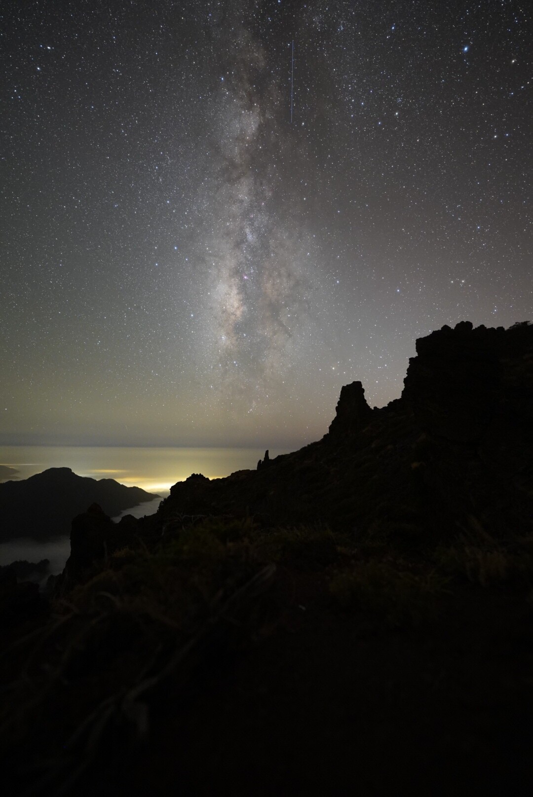 Canaries Milky way unedited
