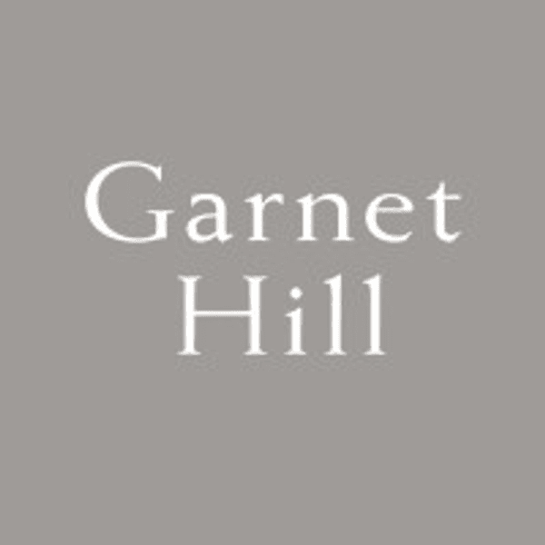 Logo of Garnet Hill