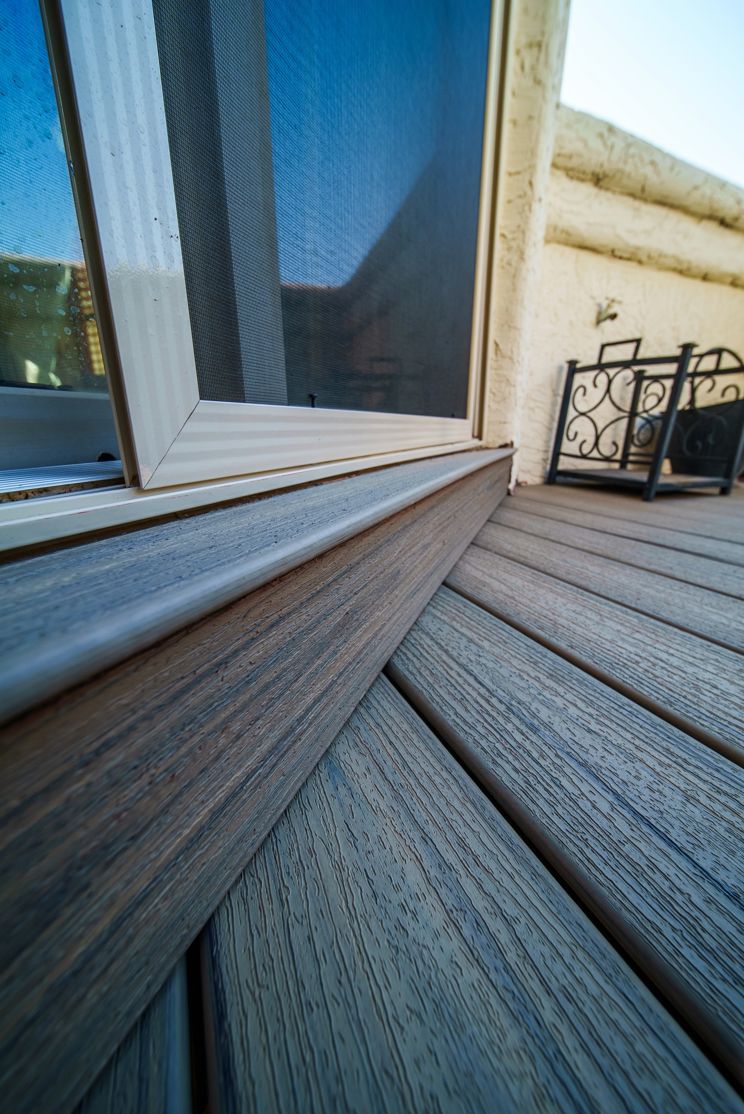 HBC Desks – Balcony Renewal with Trex Enhance decking