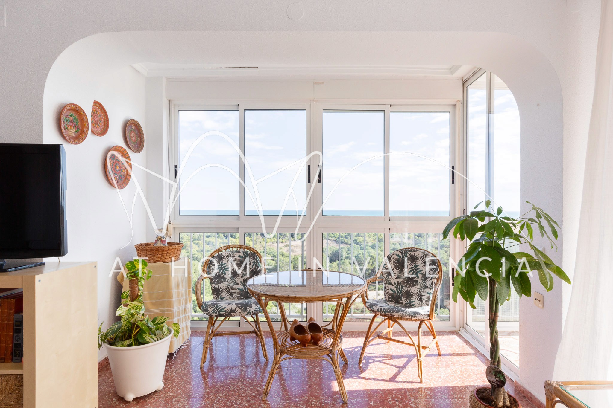 Apartment's diningroom photo