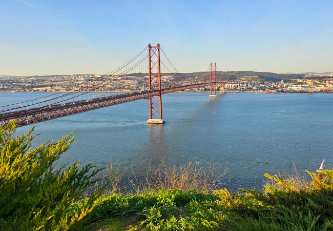 Golden Visa Funds Portugal - Golden Visa Hub