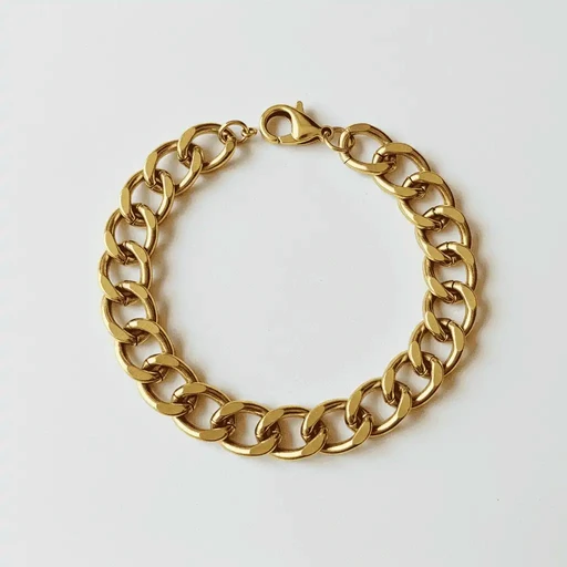 Image of a grumet-style bracelet with thick 10mm links, gold-plated in 18K, featuring a shiny polished finish. The bracelet is arranged in a circular shape on a white background, with a lobster clasp clearly visible at the top. Neutral lighting emphasizes the metallic gold shine. Product photography style for e-commerce, with focus on the item and a clean background.