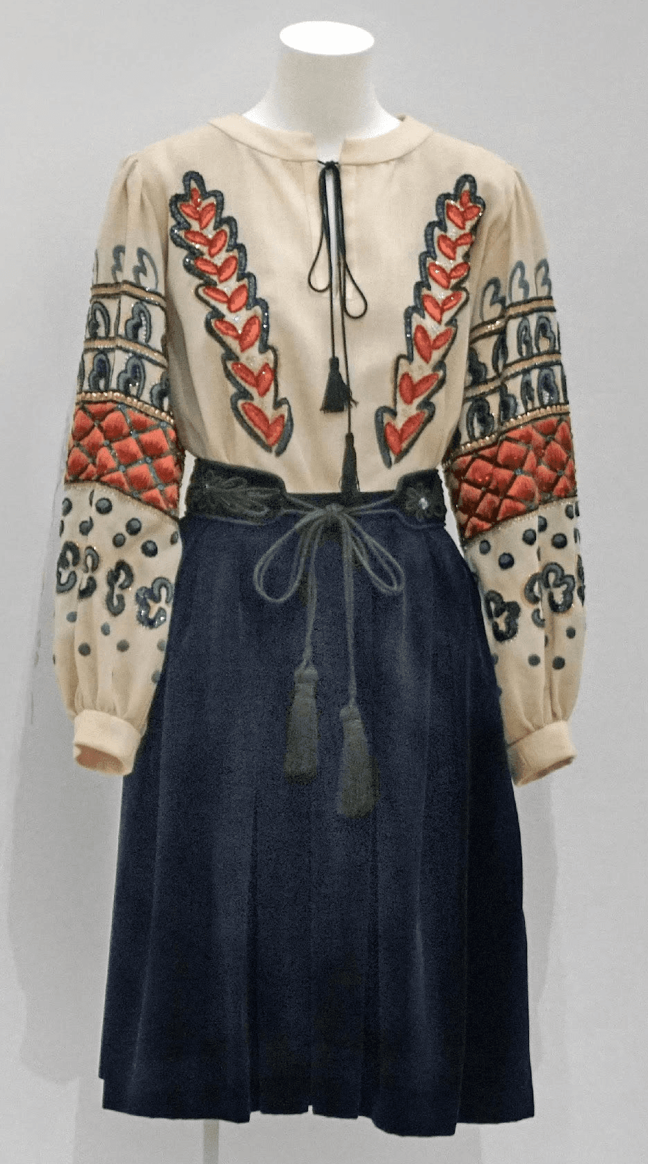 Yves Saint Laurent, Autumn-Winter 1981 Haute Couture.