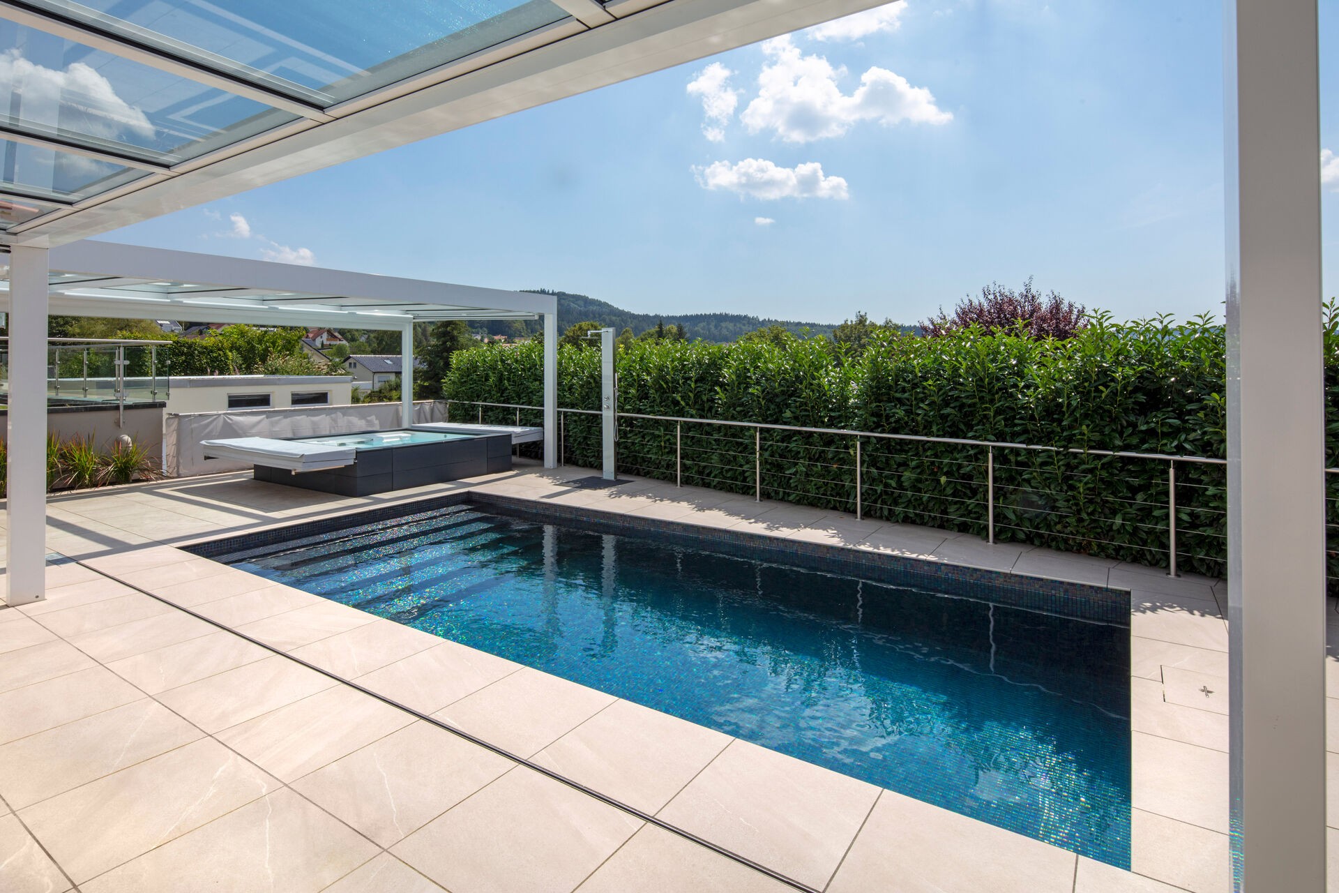 Strato 2.3 in Tuttlingen – Swimming Pool Reference