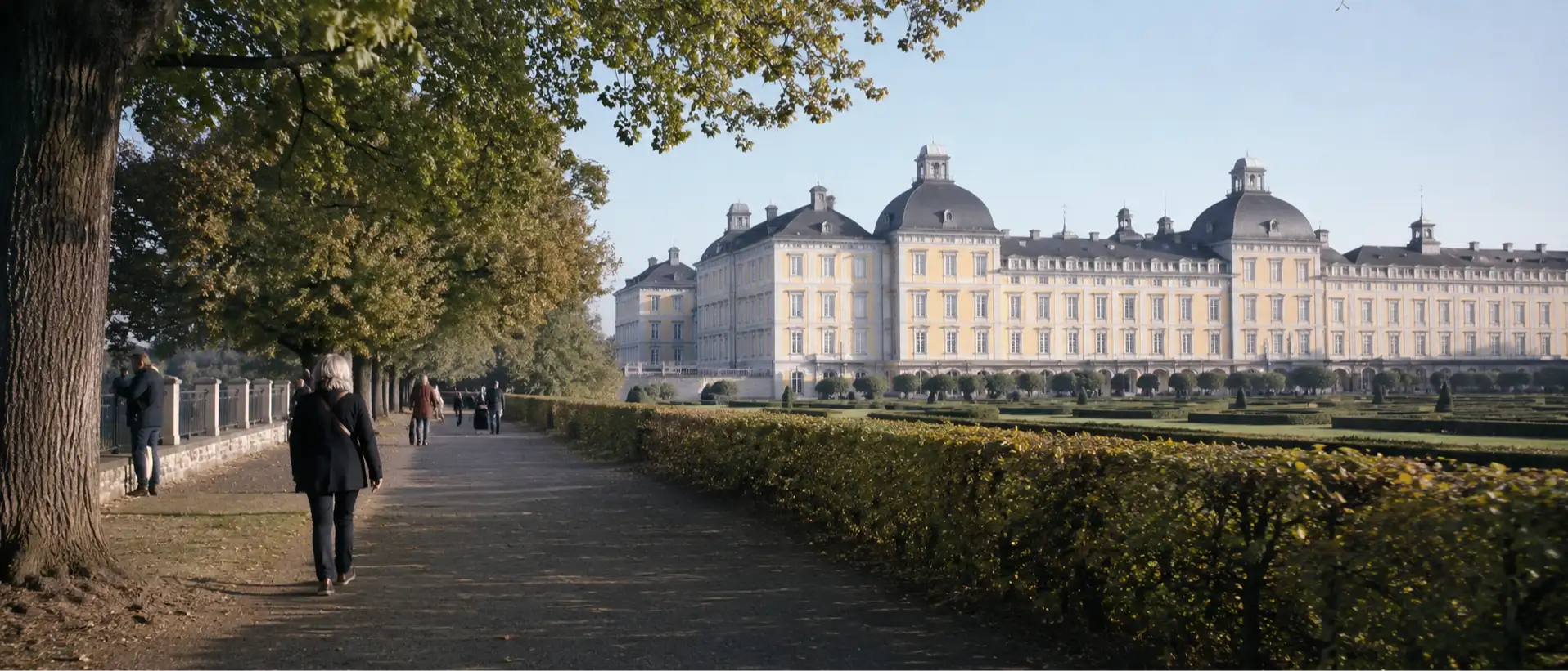 Brühler Schloss Augustusburg, Symbolbild Pflegemarkt Rhein-Erft-Kreis