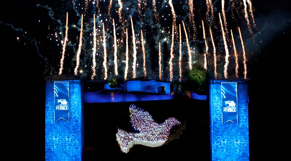 Dove of unity formed at Cinco de Mayo 150th Celebration