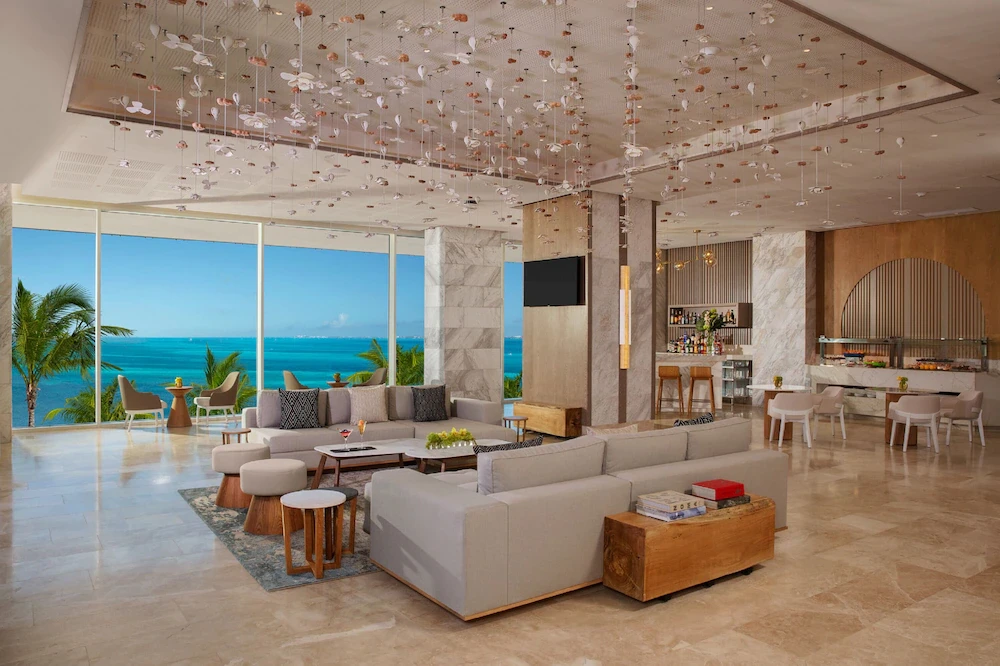 Babymoon in Cancun, Mexico
