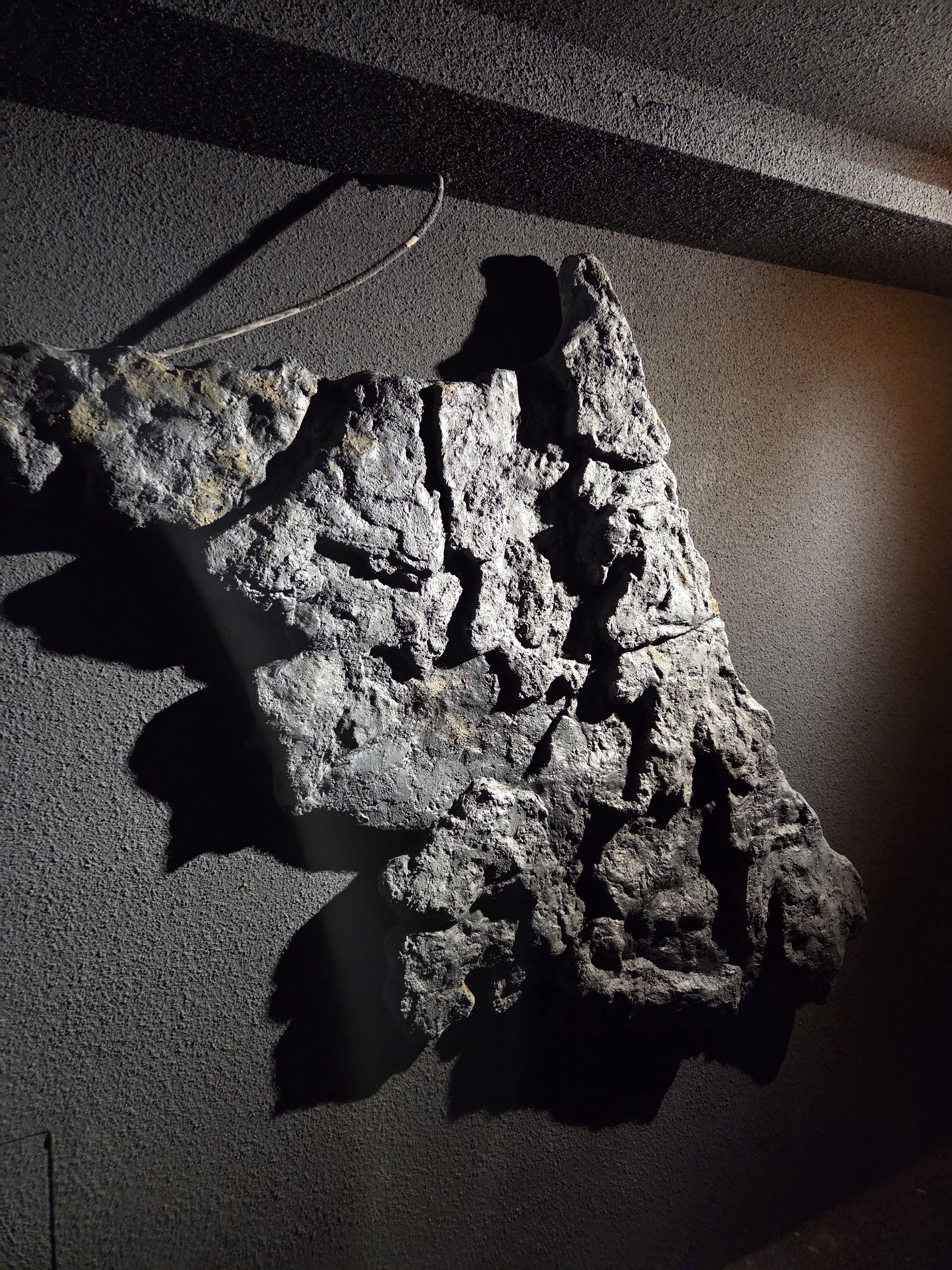 강원도 춘천 아트월 완성 전경, 석부조 벽면 조형물 / Completed Gangwon-do Chuncheon stone relief artwall, wall-mounted sculpture