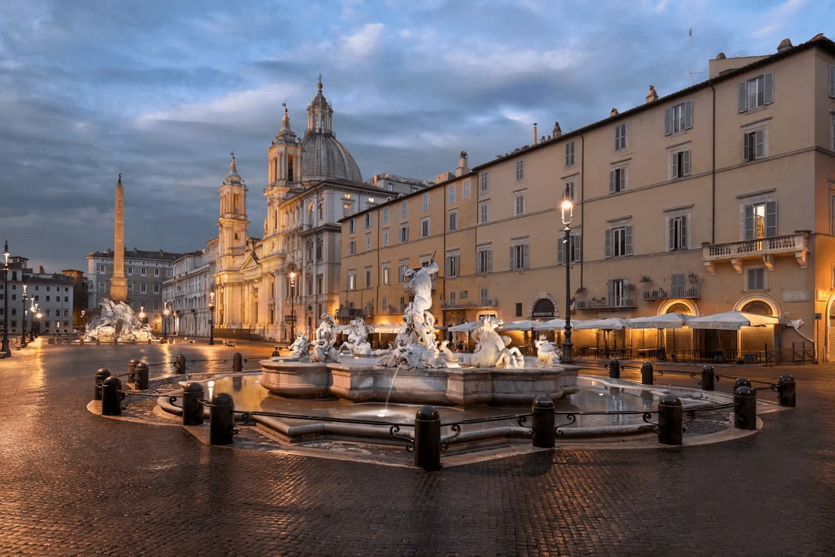 Piazza Navona notturna