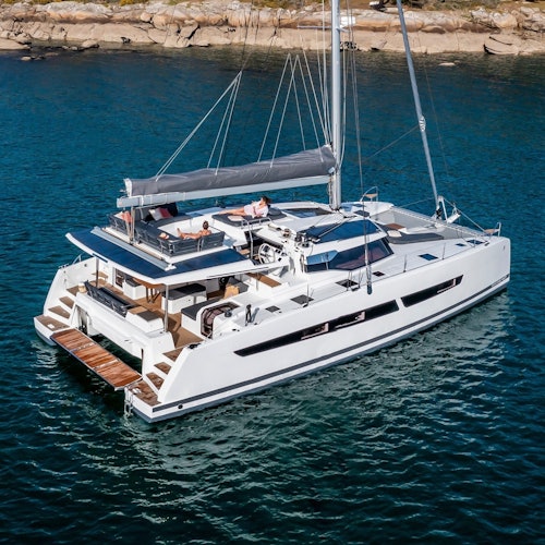 Mykonos: Catamaran Cruise + Meal, Drinks & Transport tickets in Greek Islands