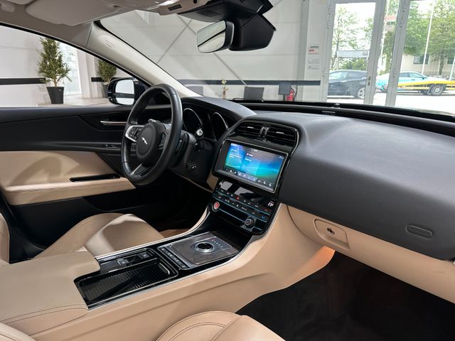 JAGUAR XE 2019 BLUE Gebrauchtwagen - Galeriebild 13