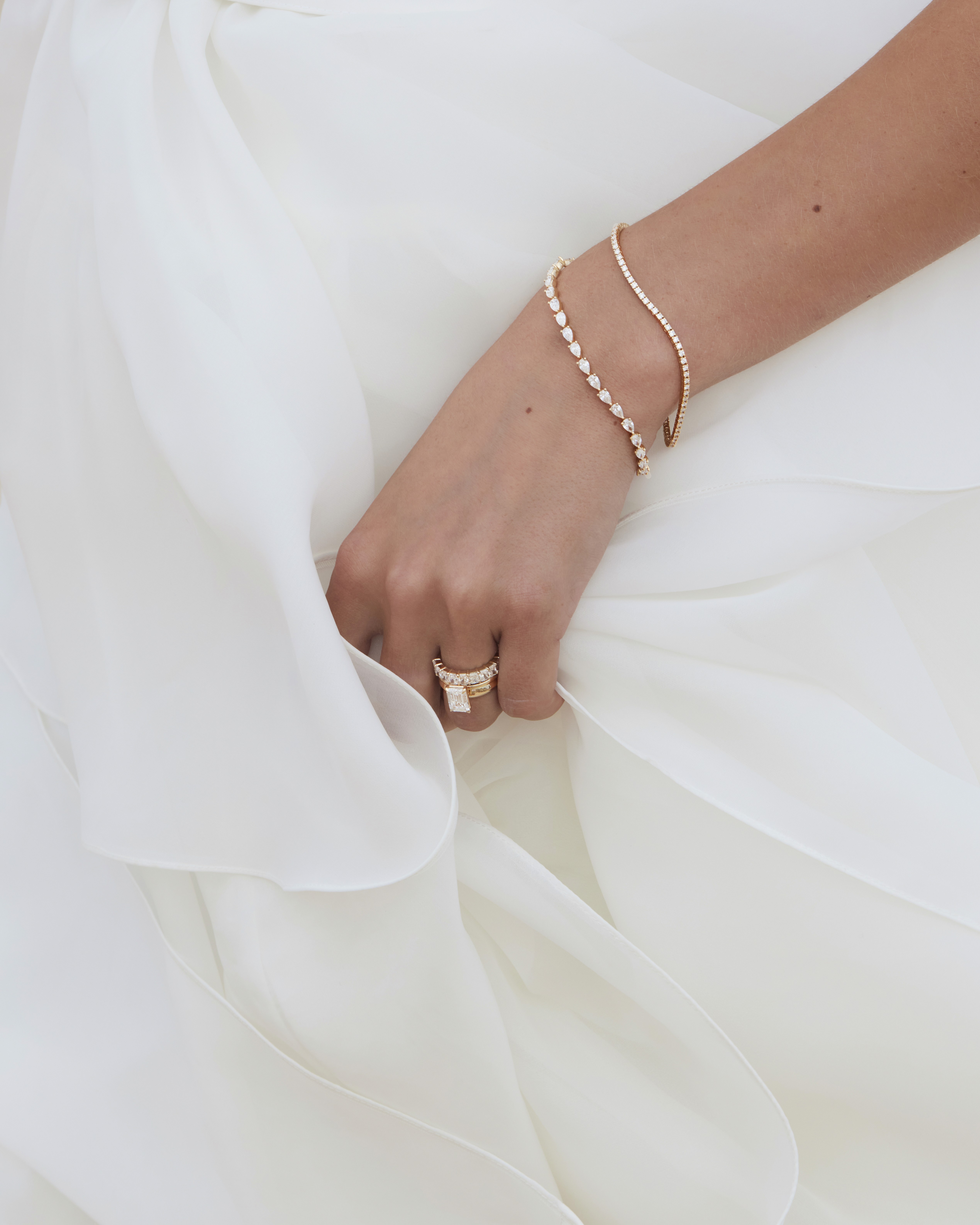 High End Wedding Photography Jewellery Clse Up